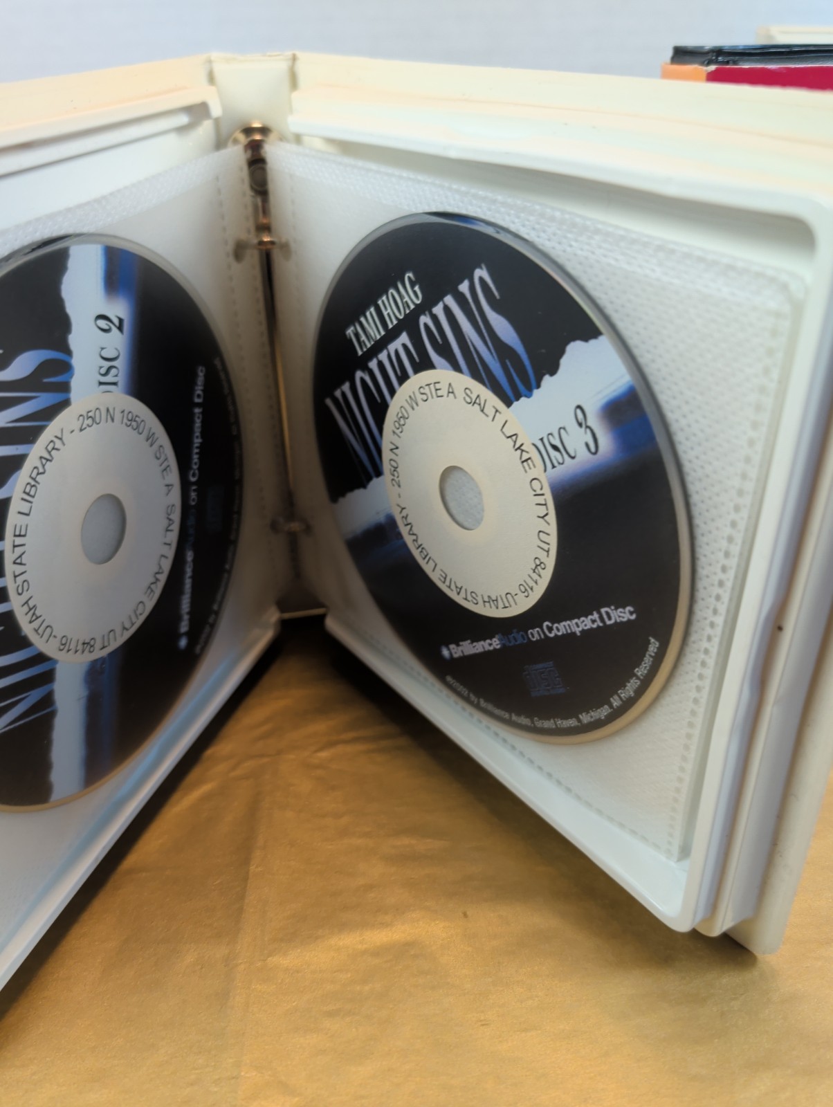 Tami Hoag Lot Of 4 Audiobooks Ex-Library CDs