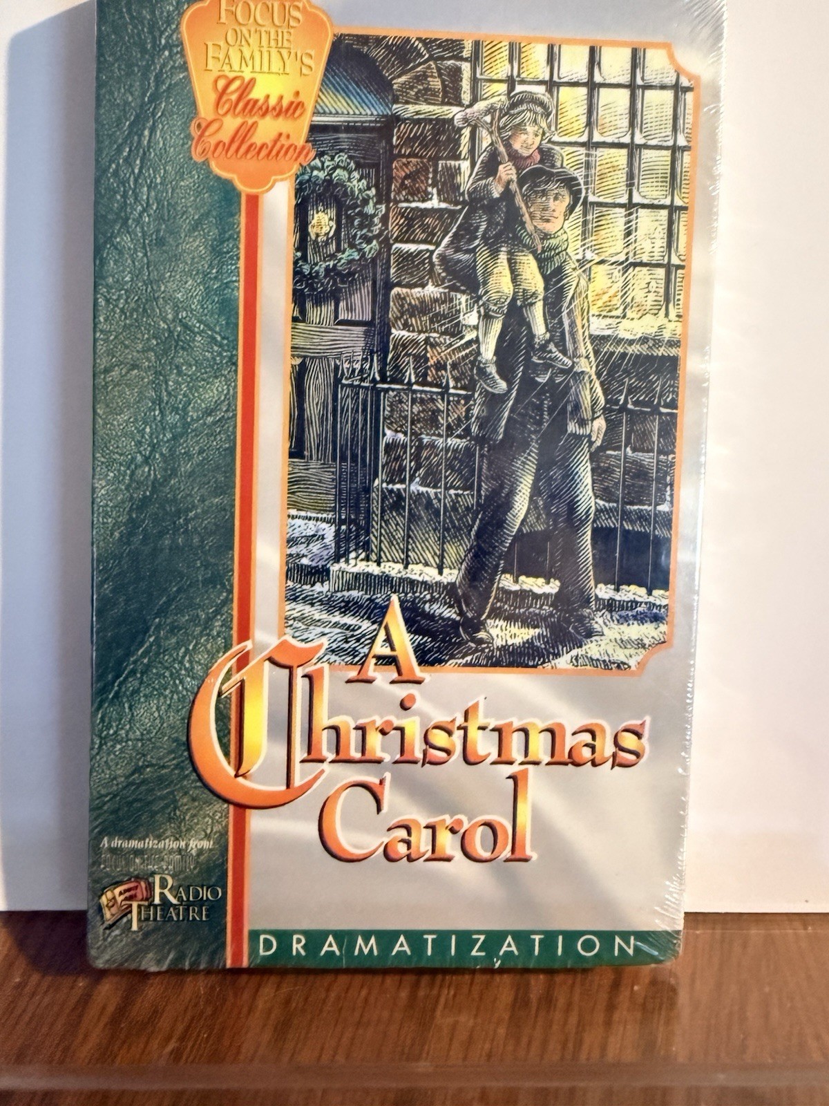 A Christmas Carol/Radio Theatre Audiobook/1997/Cassette/BRAND NEW!