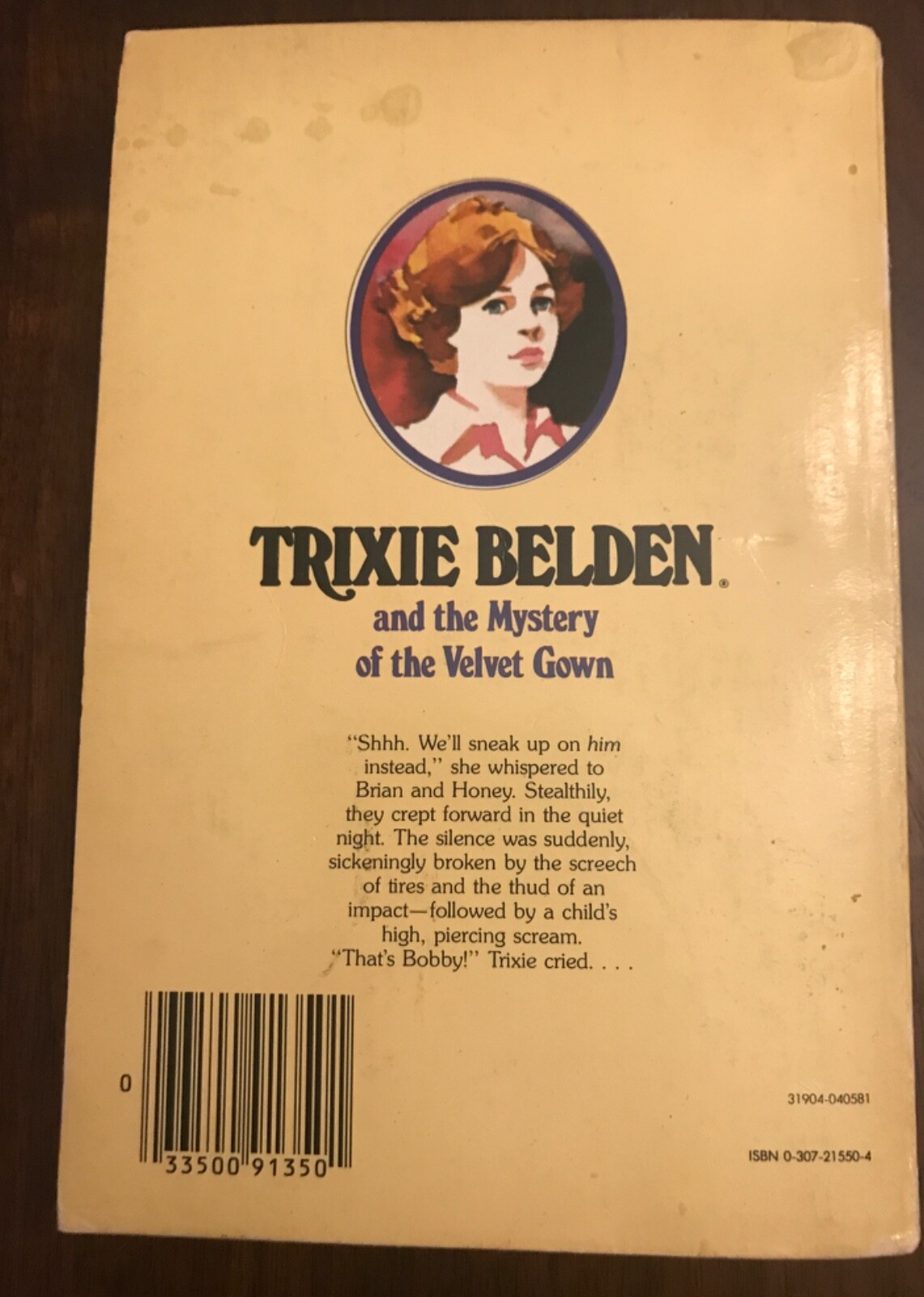 Trixie Belden (The Mystery Of The Velvet Gown) By Kathryn Kenny