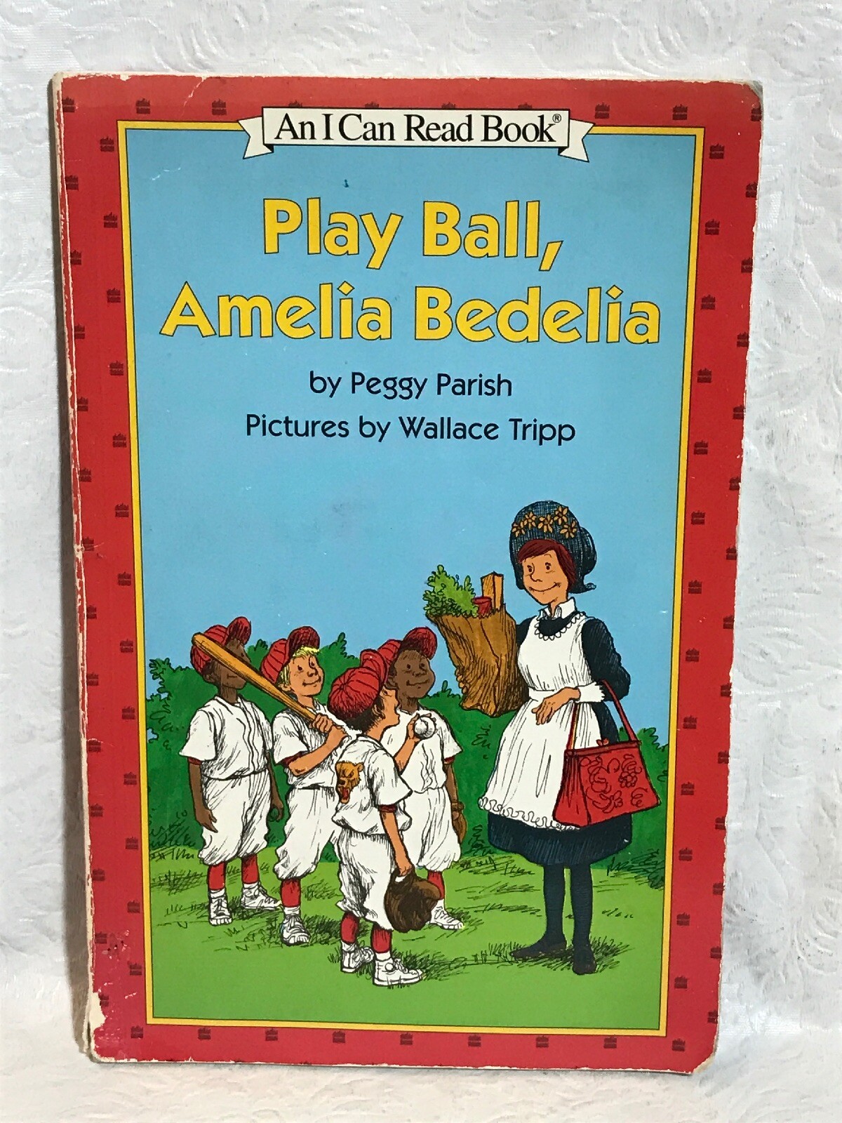 An I Can Read Peggy Parish Play Ball, Amelia Bedelia Illustrated Paperback Book