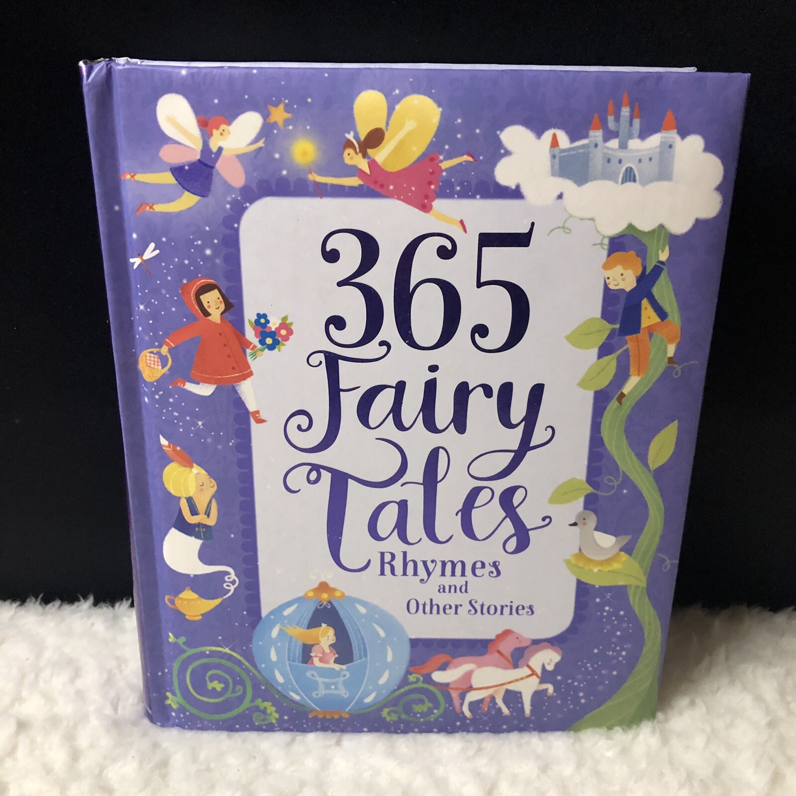 365 Stories Treasury Ser.: 365 Fairytales, Rhymes, and Other Stories by Parragon