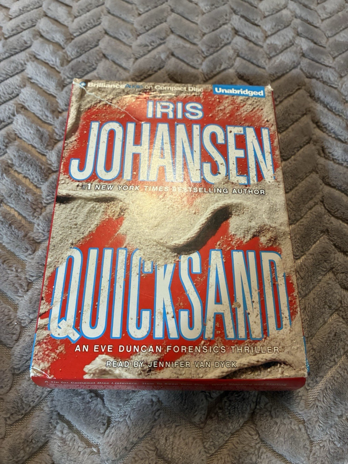 Quicksand Iris Johansen Audio Book 7 CD 2008 Forensics Thriller Read By Van Dyck