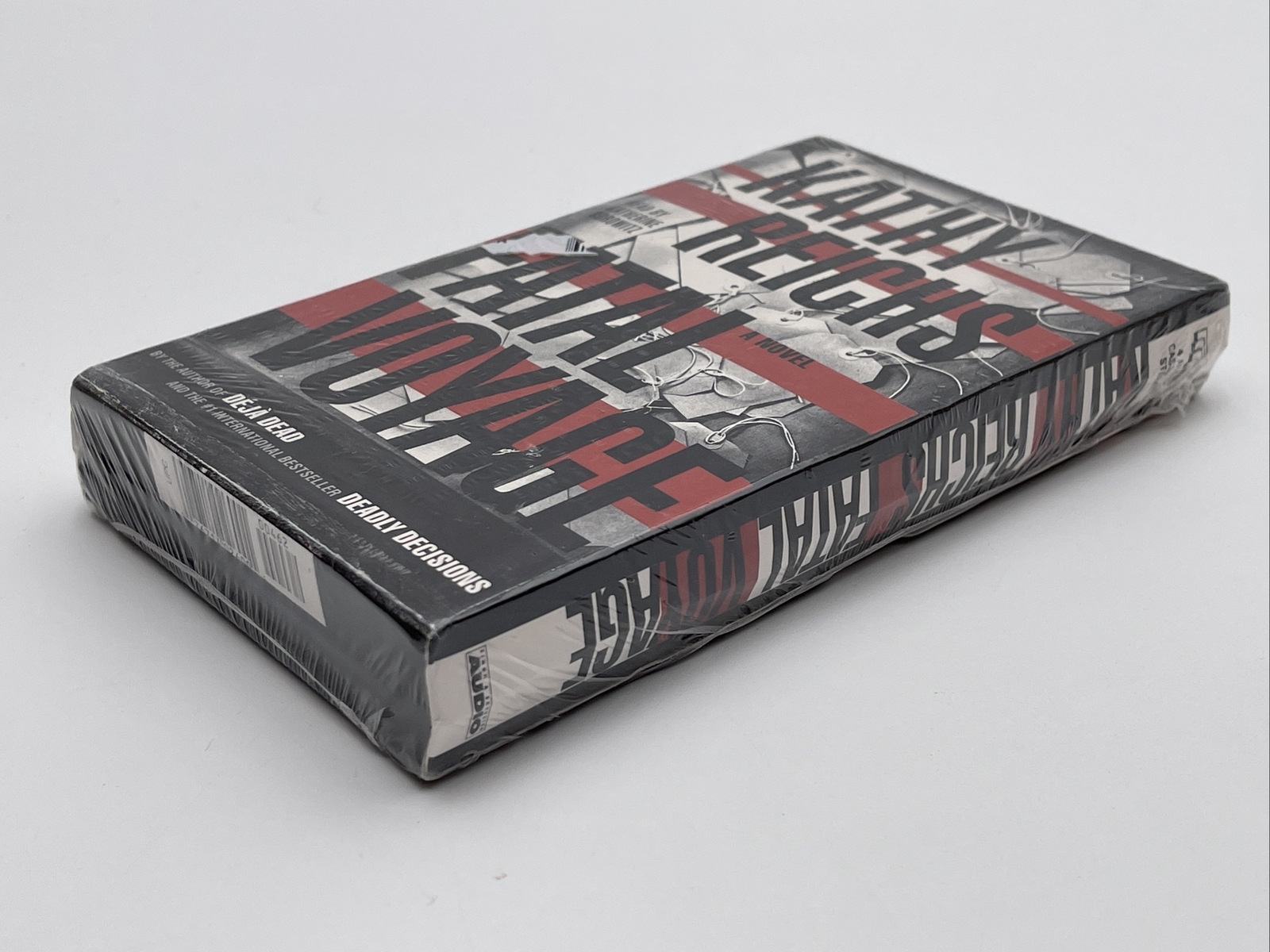 Temperance Brennan Series Fatal Voyage by Kathy Reichs 2001, Audio Cassette