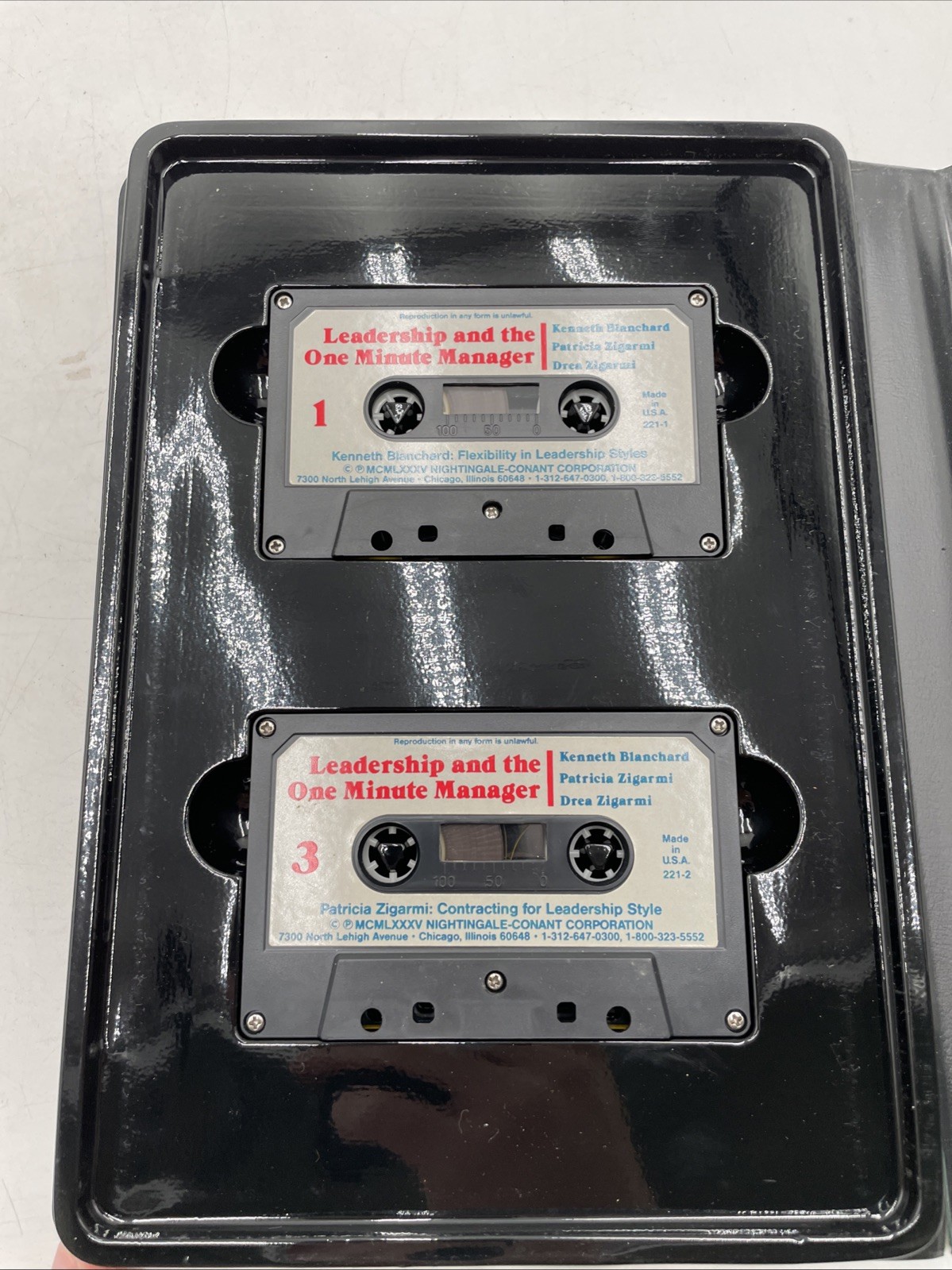 Leadership and the One Minute Manager (1985) – Audio Cassette Set + Book
