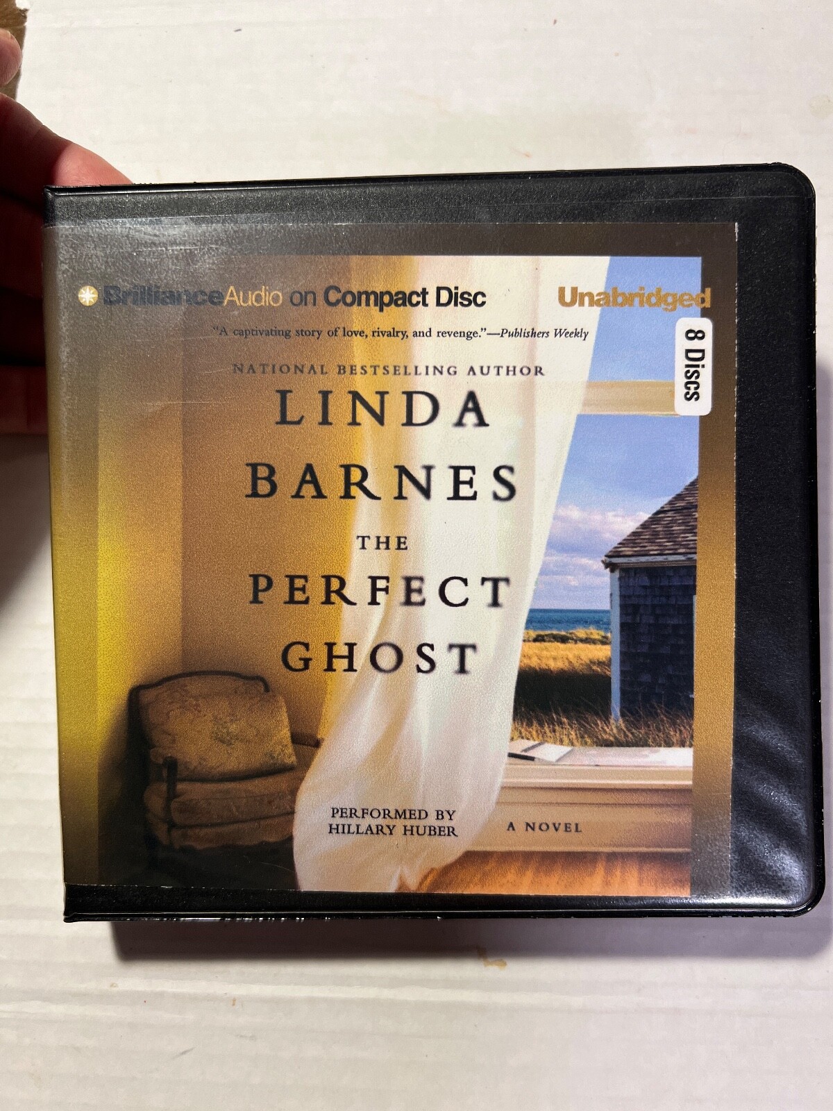 The Perfect Ghost by Linda Barnes (audio CD ex-library 2013)