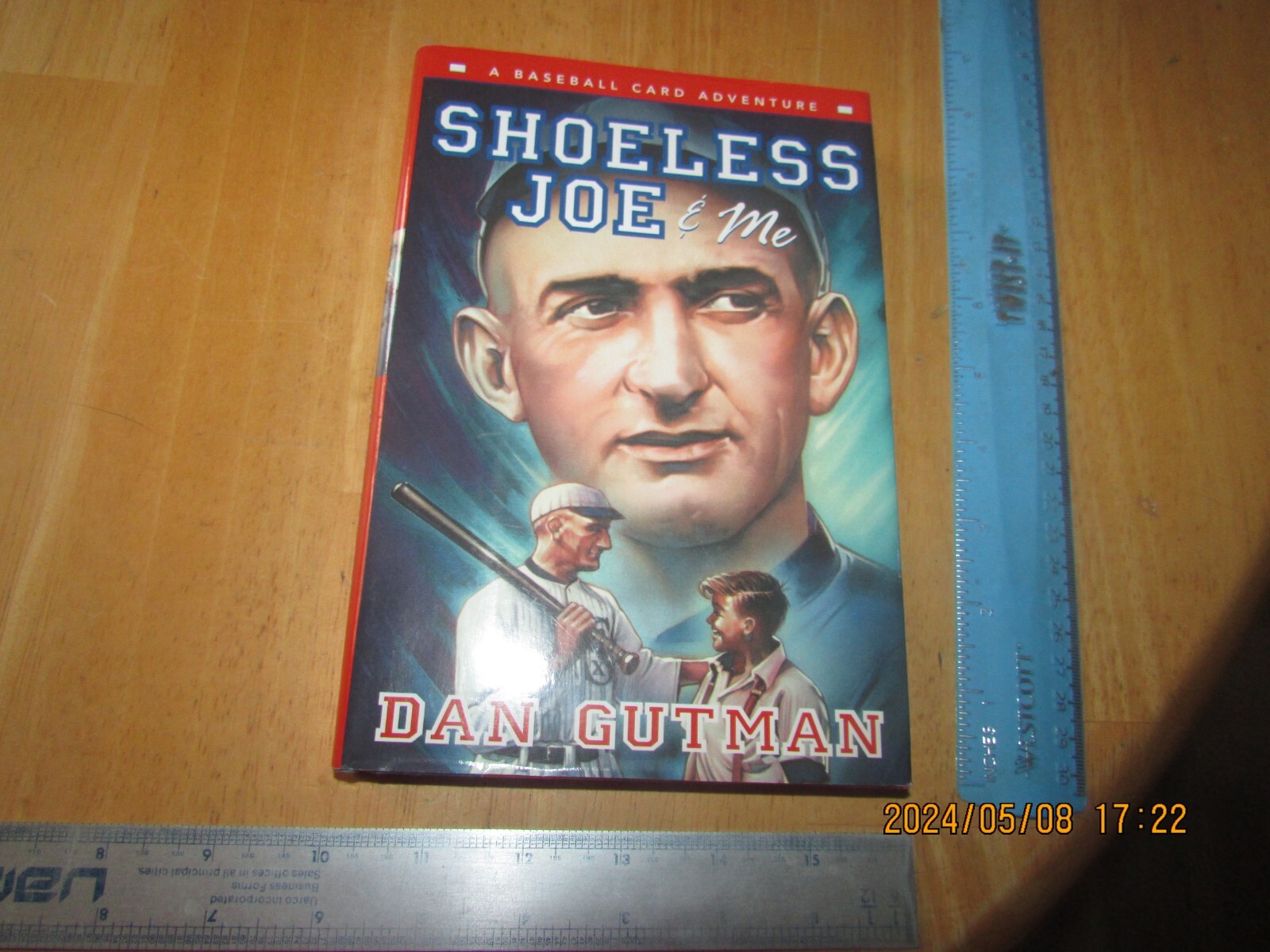 Shoeless Joe and Me : A Baseball Card Adventure by Dan Gutman (2002, Hardcover)