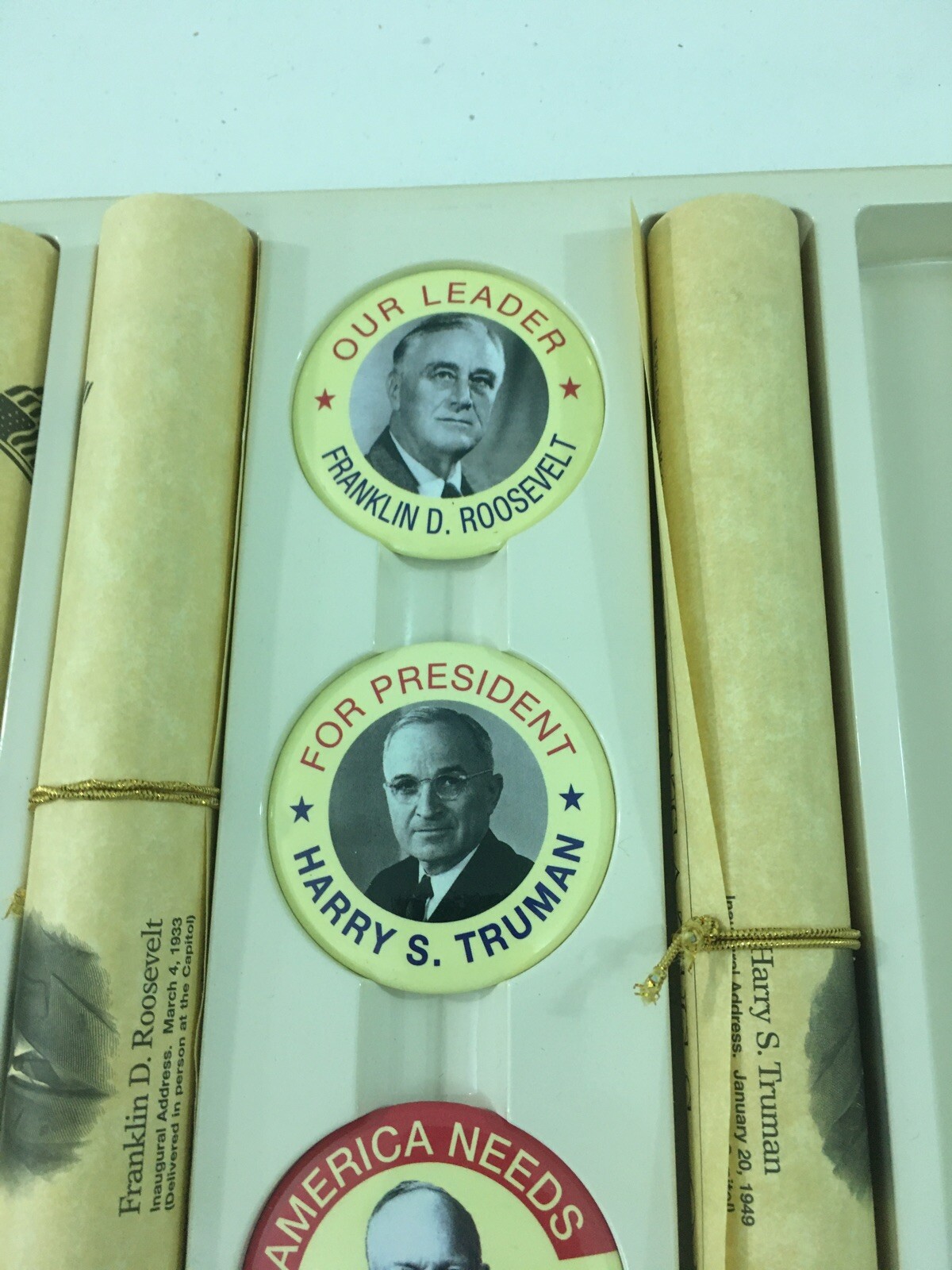 Great Leaders Of Our Time (16 Cassettes, 4 Campaign Buttons, 4 Scroll) Kennedy
