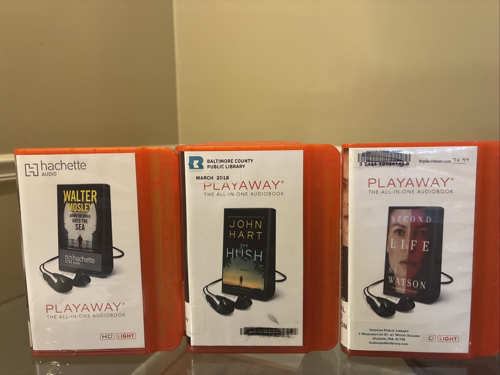 Playaway Lot Of 17 Audiobooks — Novels Including Thrillers, Drama, Crime, Etc