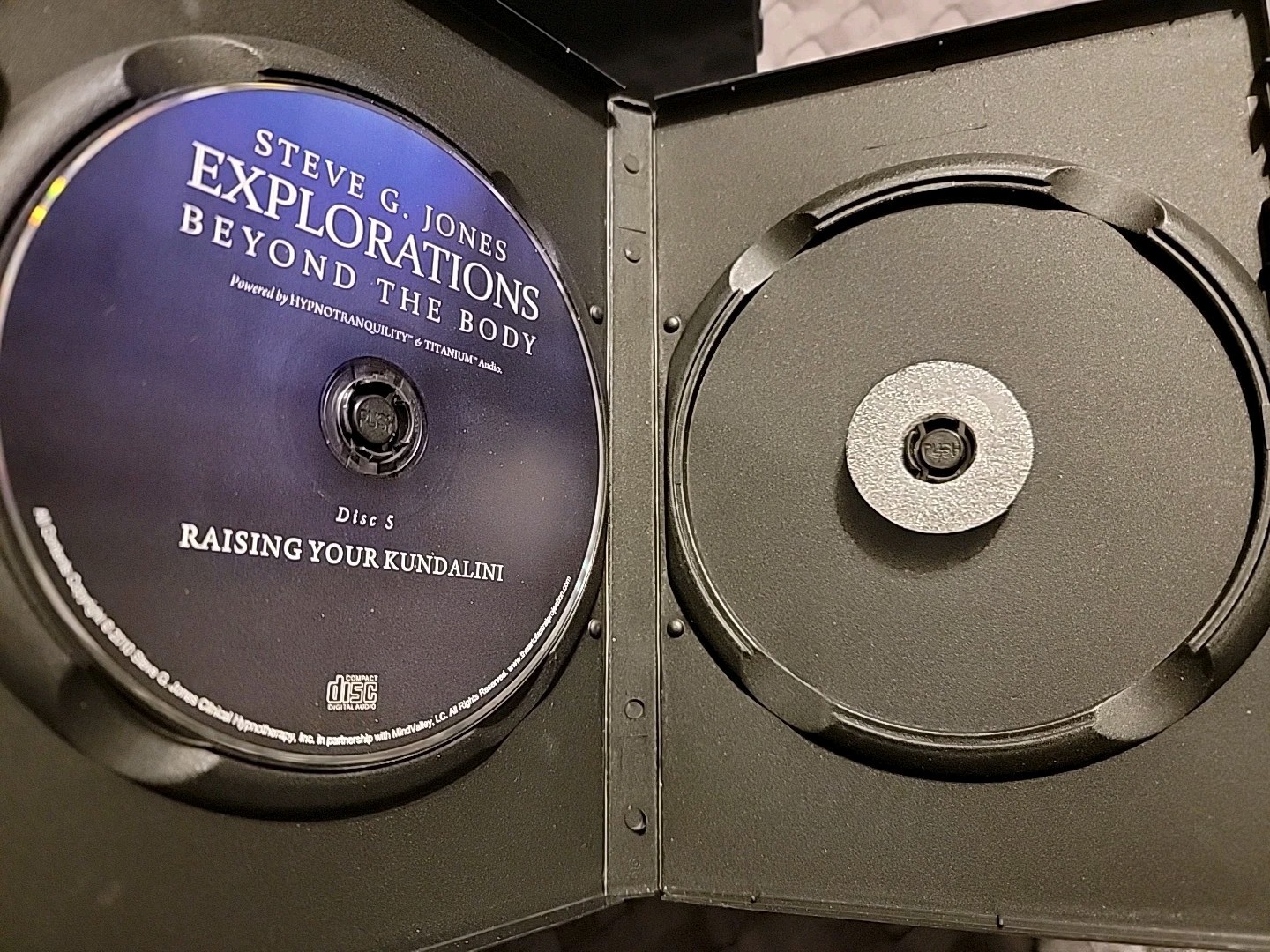 Steve G. Jones Explorations «Beyond the Body» 13-Disc CD Astral Projection