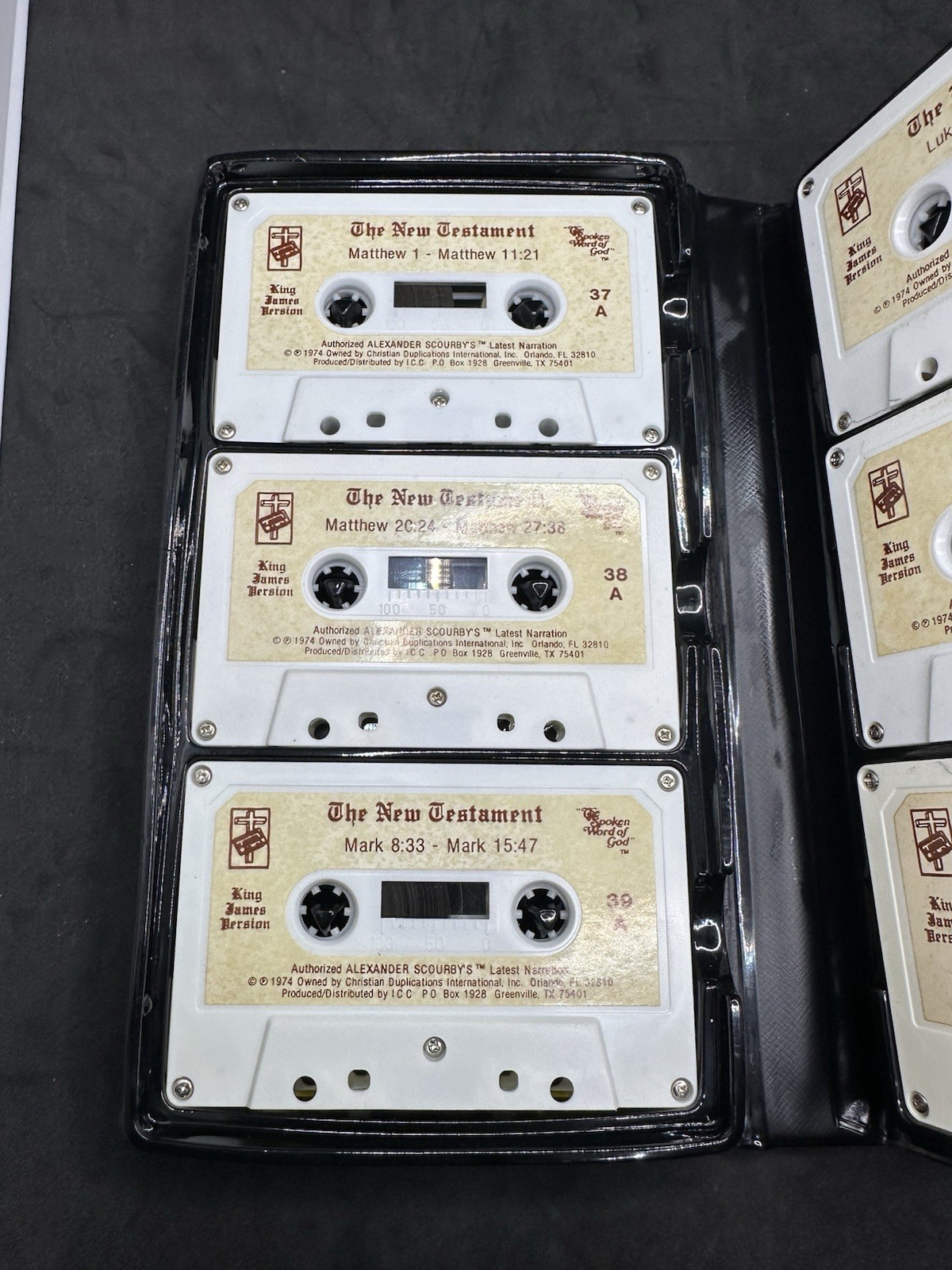 The Holy Bible New Testament 16 Cassettes Narrated Alexander Scourby KJV *READ*
