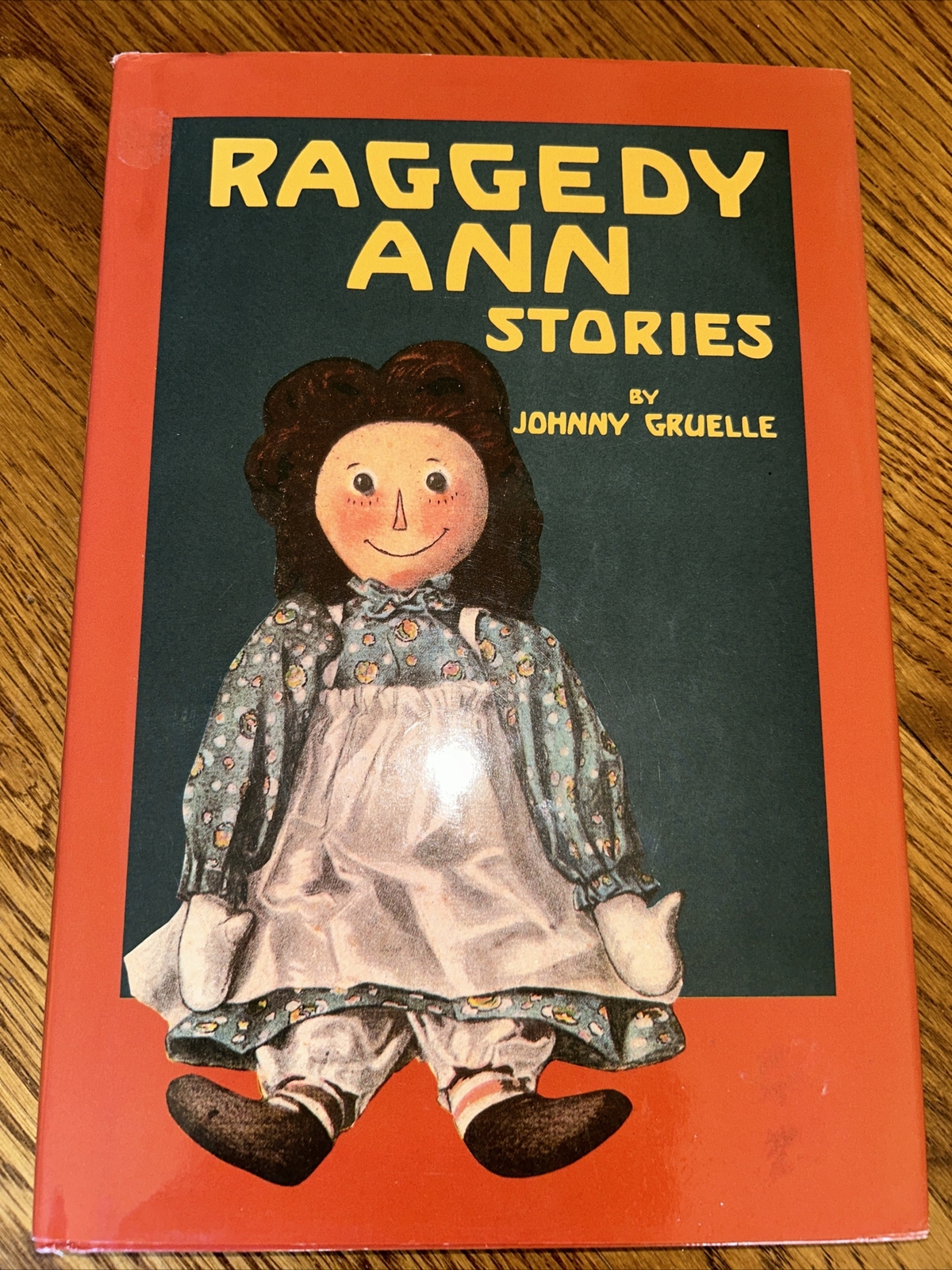 Raggedy Ann Stories by Johnny Gruelle hardbound book with jacket