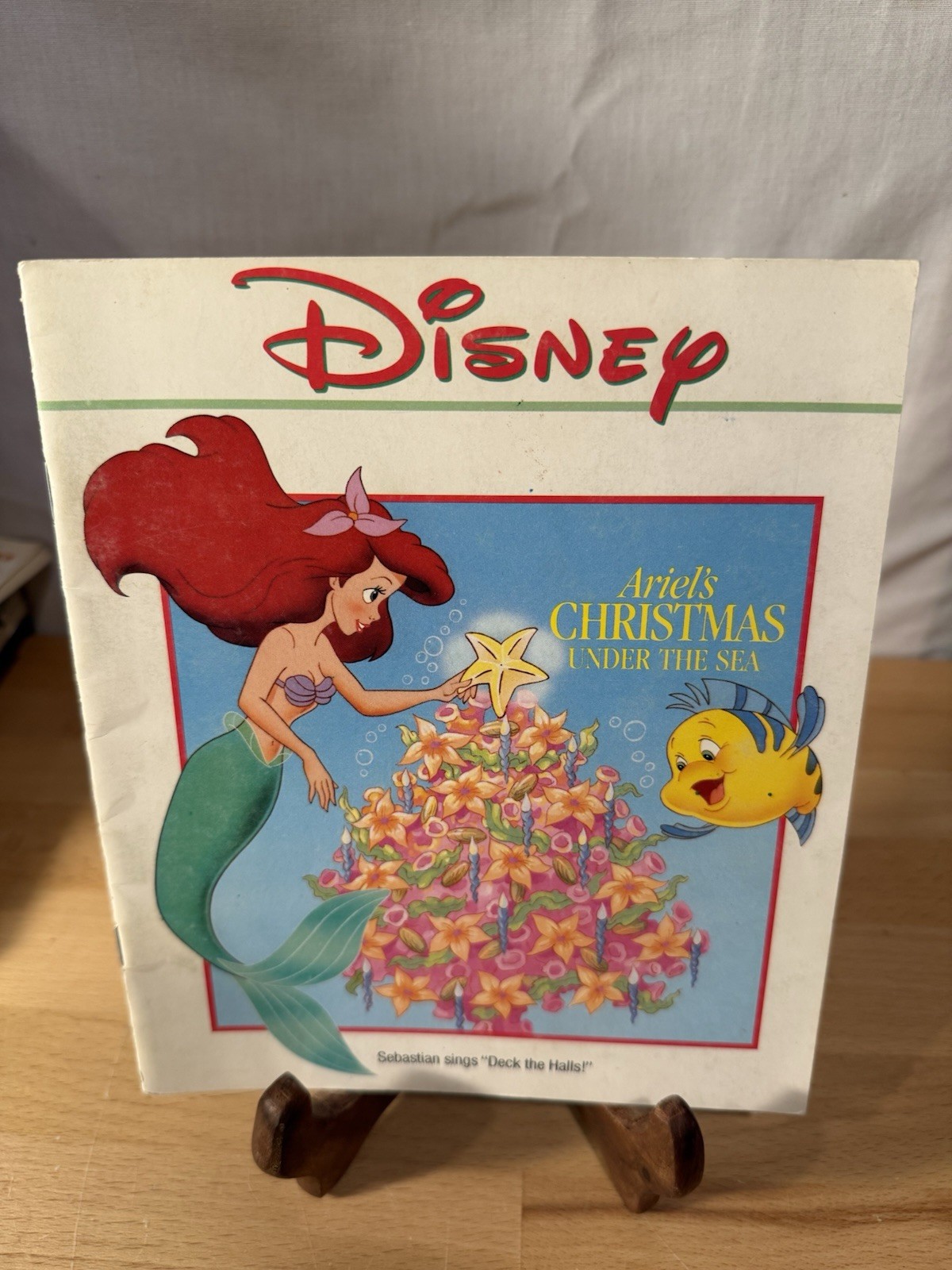 Ariel’s Christmas Under the Sea — Paperback, by Paula Sigman Pre Owned