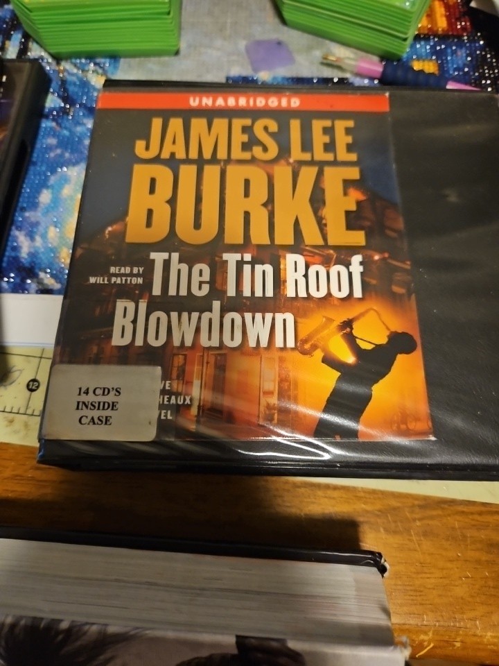 The Tin Roof Blowdown: A Dave Robicheaux Novel Audiobook Library Used See Photos