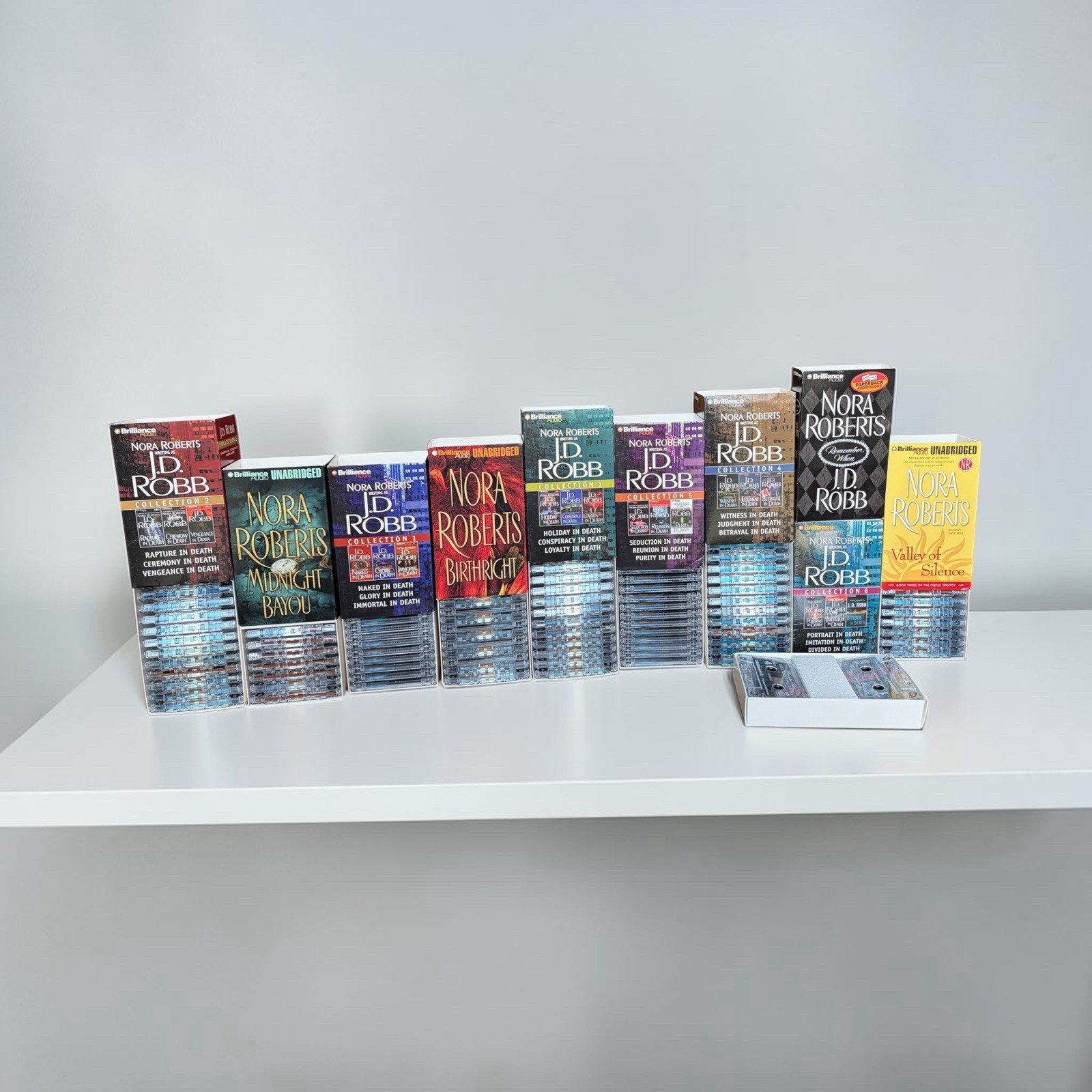 22 Nora Roberts / J.D. Robb Audiobook Cassette Lot ~100 Tapes Romance Suspense