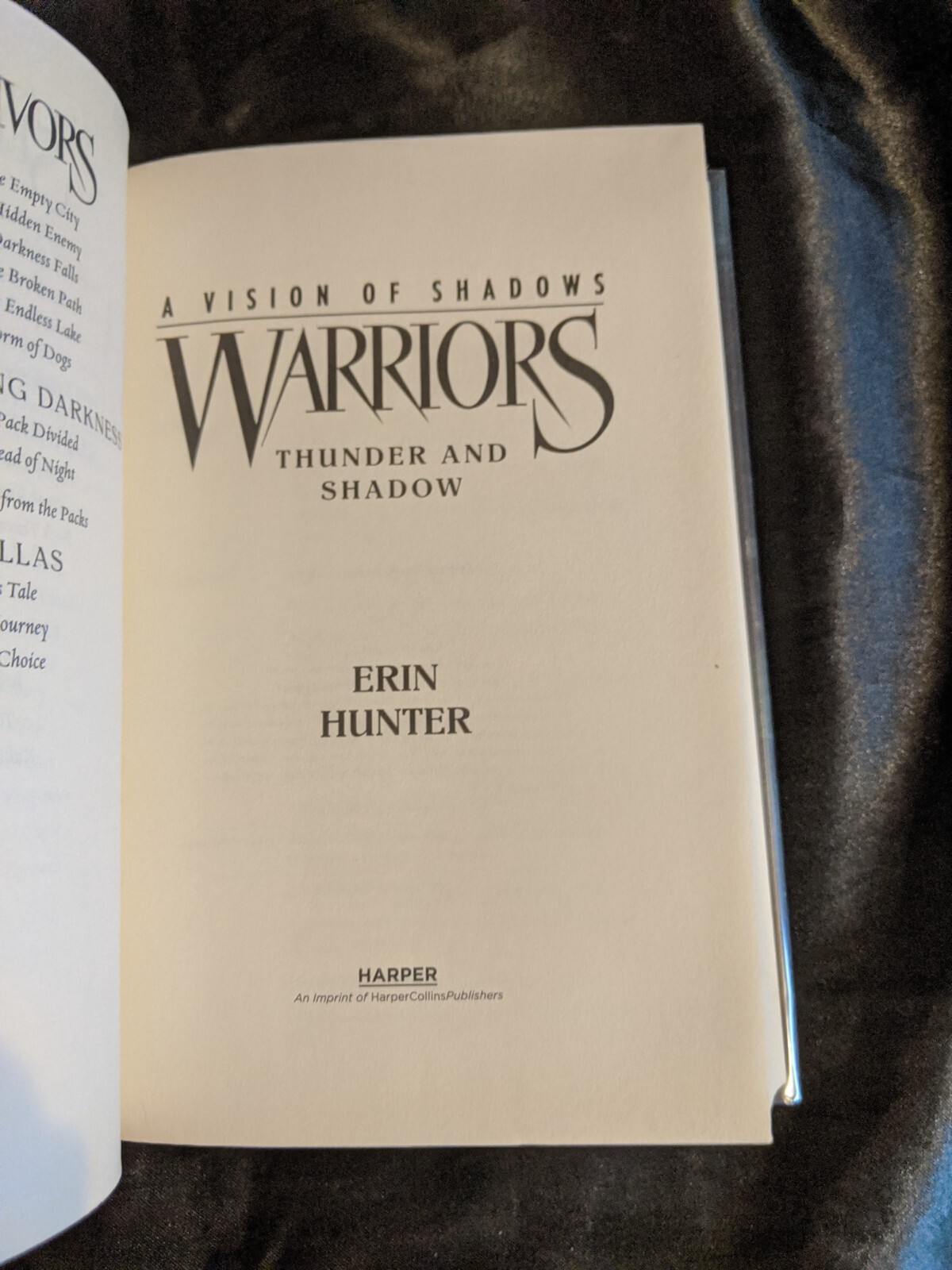 Warriors: A Vision of Shadows #2: Thunder and Shadow Erin Hunter