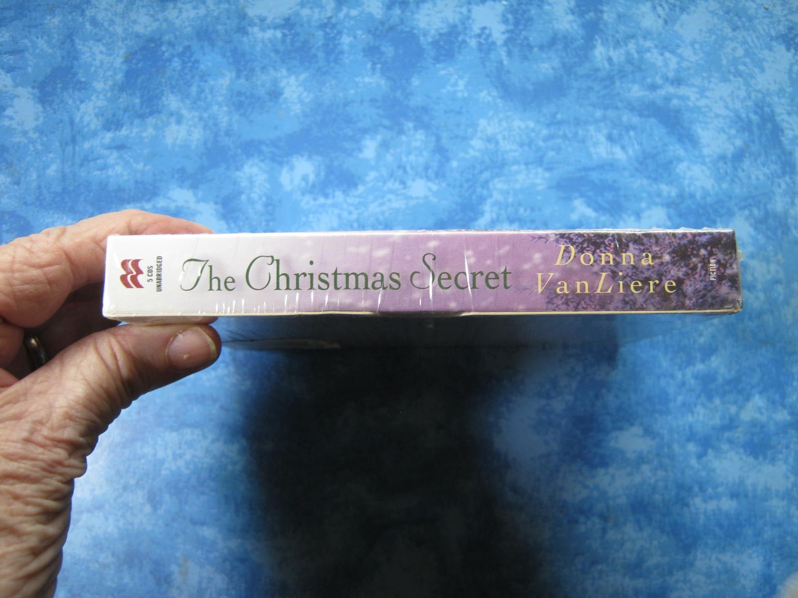 THE CHRISTMAS SECRET CD AUDIOBOOK Donna Van Liere 5 CDs 6 Hours UNABRIDGED New