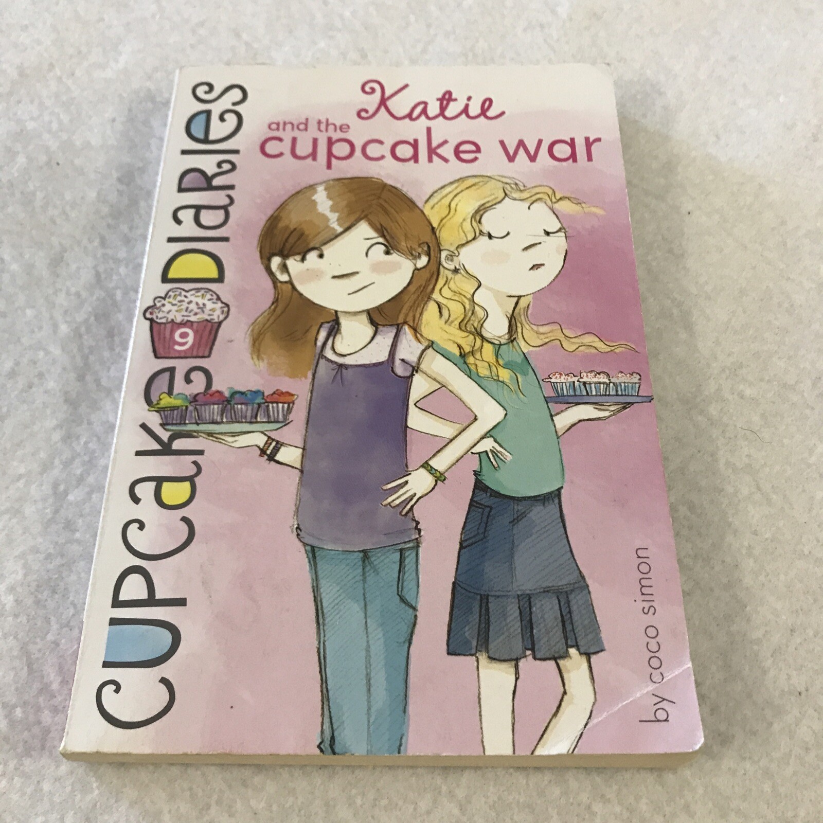 Cupcake Diaries Katie and the Cupcake War Coco Simon Paperback