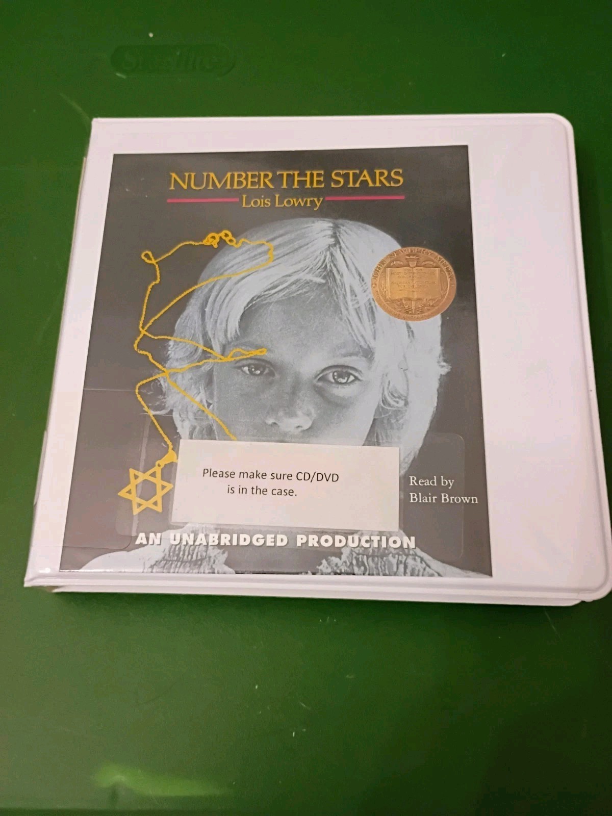 Audio Book Number The Stars By Lois Lowry 3 Disc In Hard Case