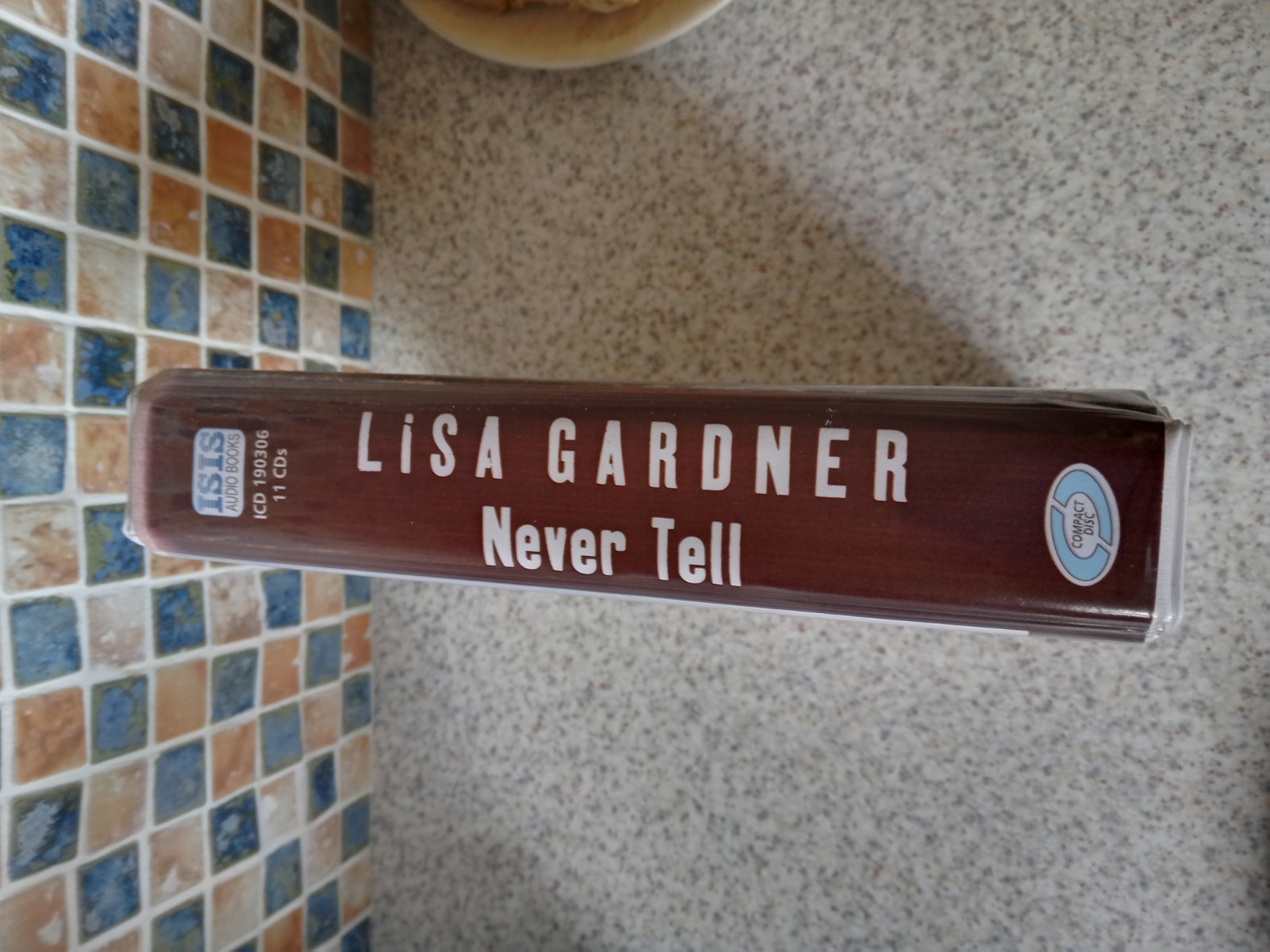 lisa gardner never tell audio book cd ISIS 11 cds 2019 regina reagan unabridged