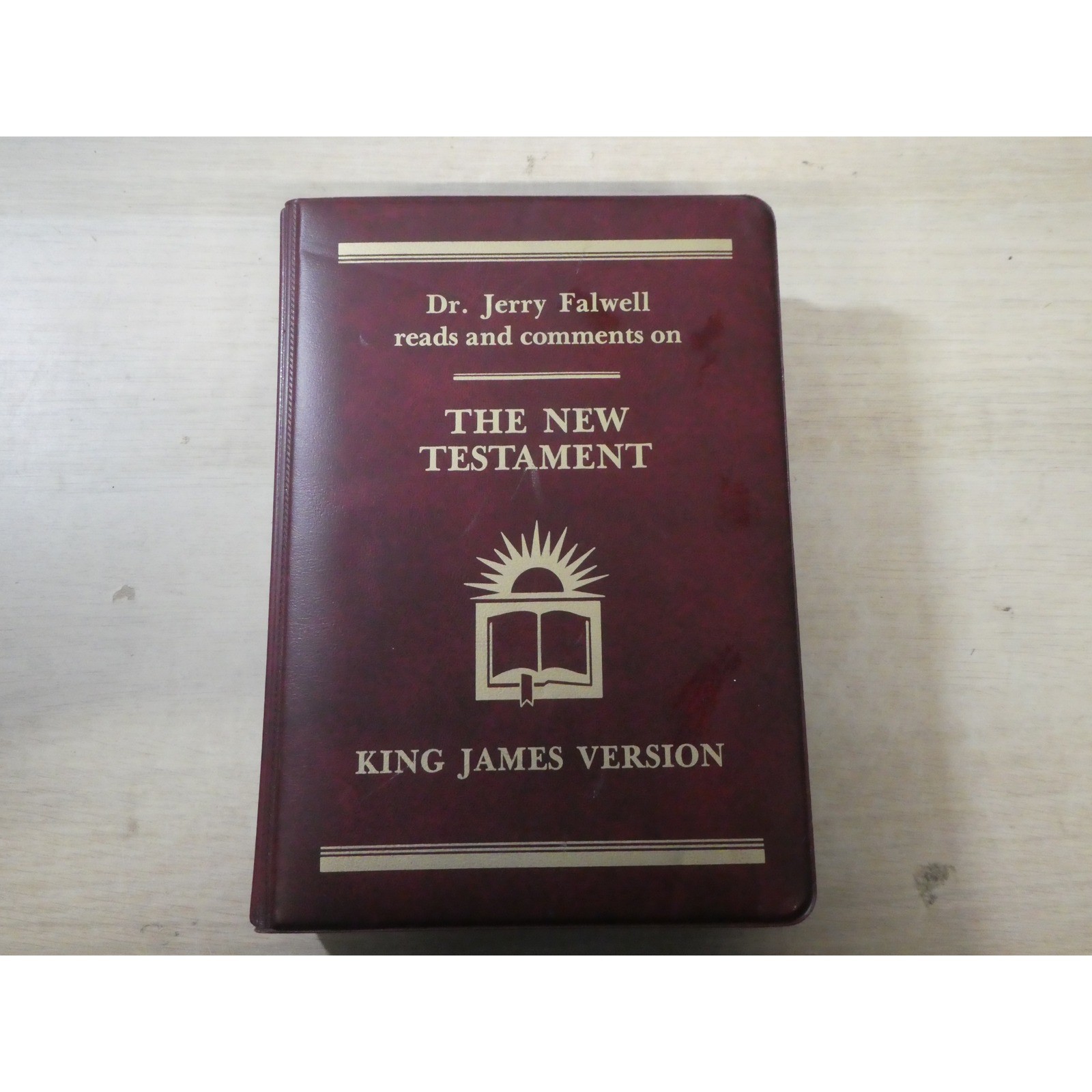 Dr Jerry Falwell Reads Comments on The New Testament KJV Cassette Tape Set Bind