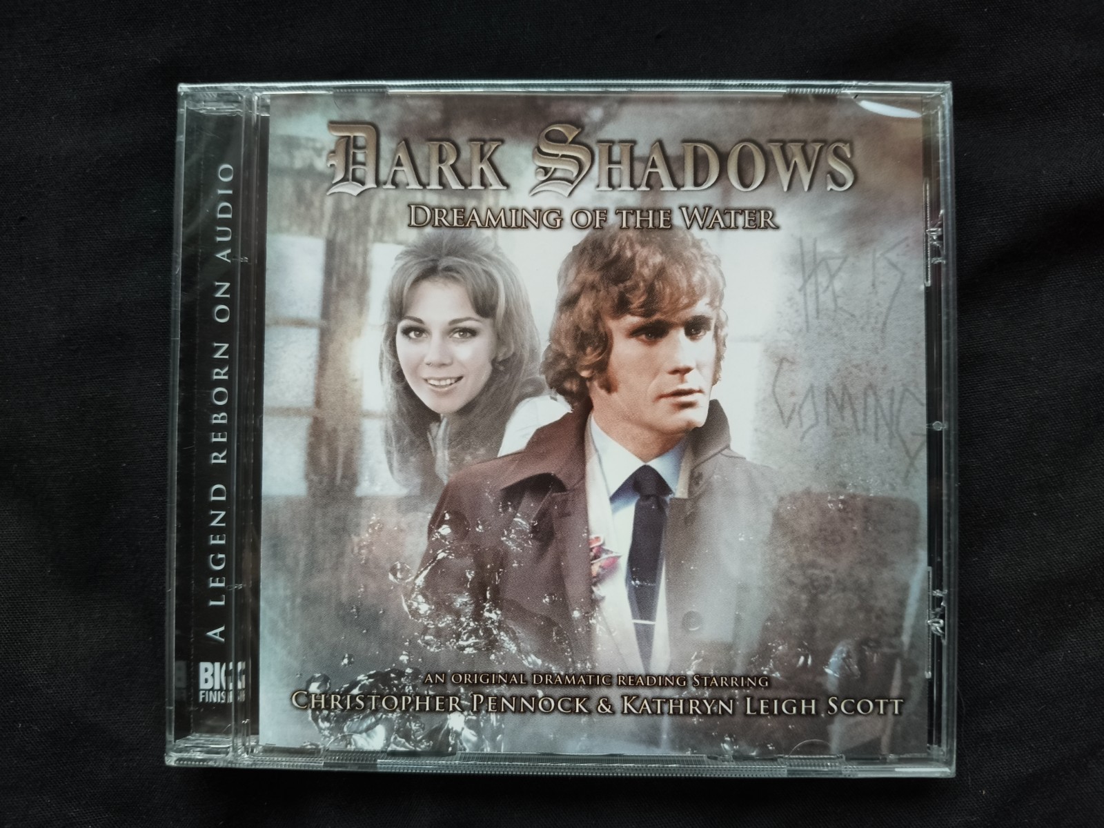 DARK SHADOWS — #30 DREAMING OF THE WATER — NEW — BIG FINISH — OUT OF PRINT