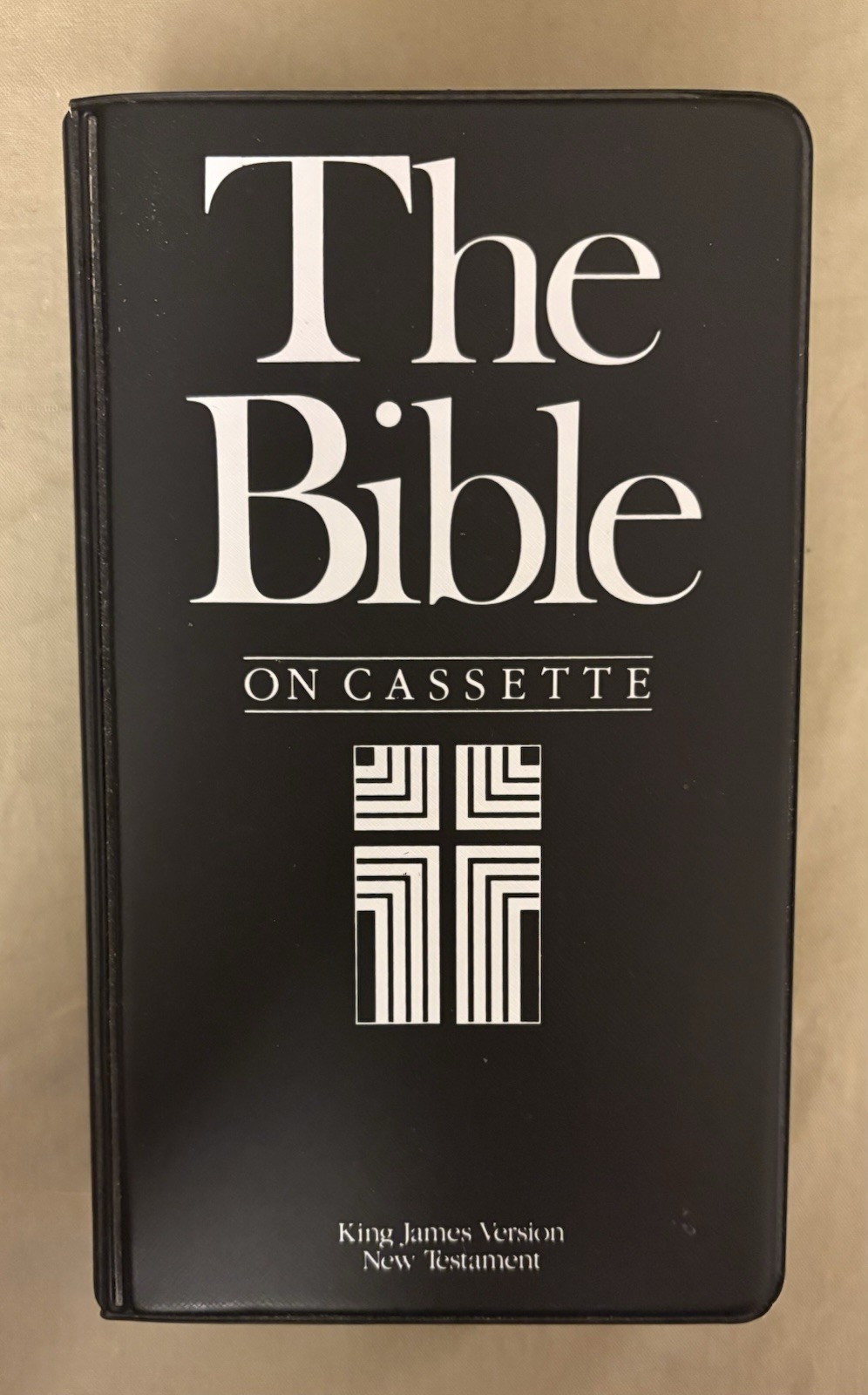 The Bible on Cassette*x12 Tapes*Fitted Case*1985*King James Version
