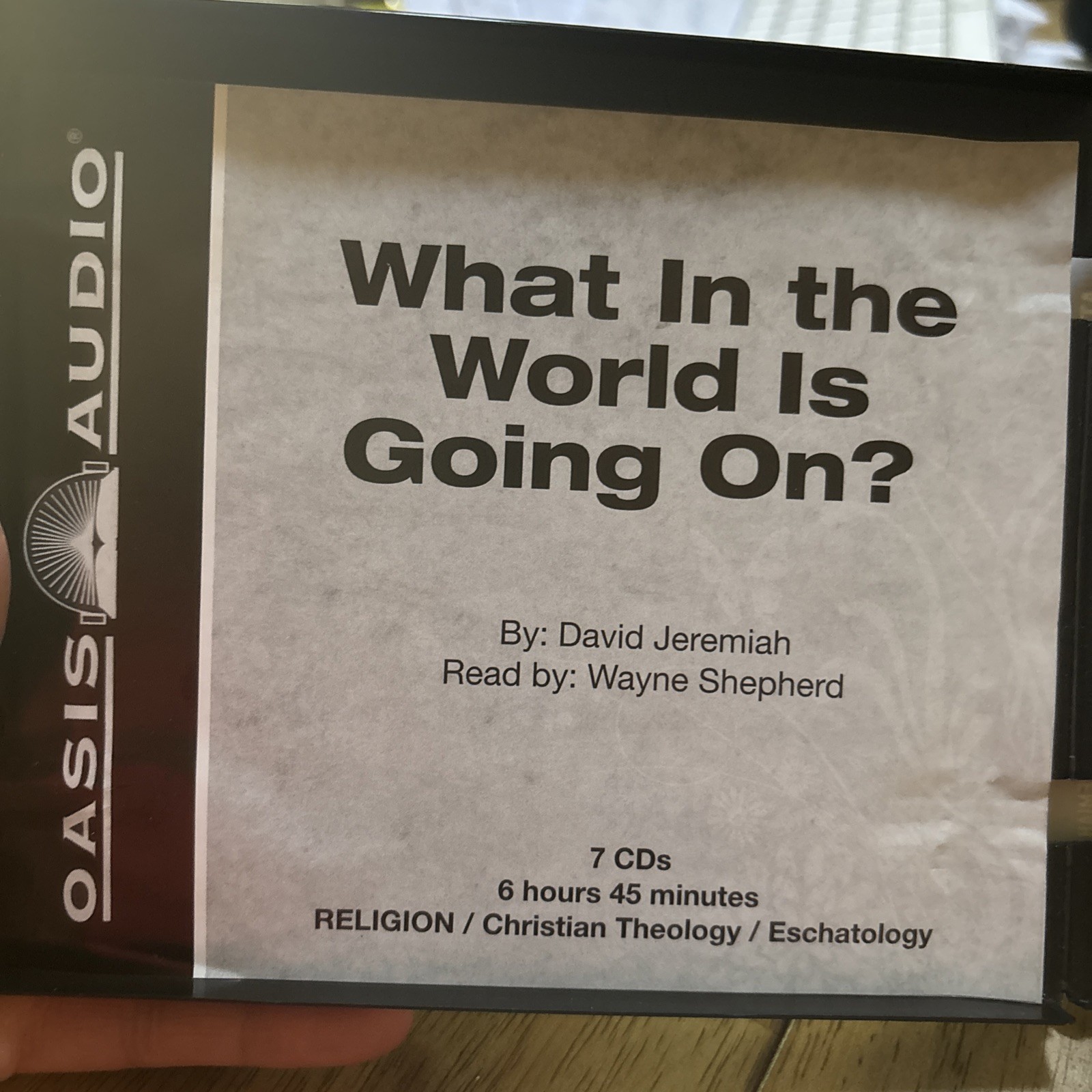 What in the World Is Going On? : 10 Prophetic Clues You Cannot Afford to Ignore