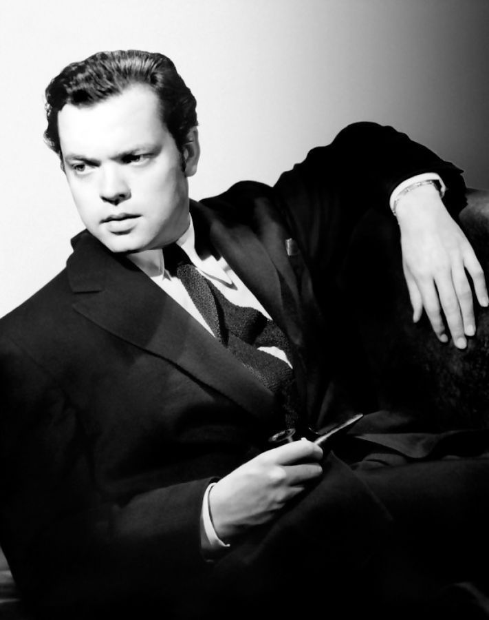The Shadow Detective Radio Drama 261 Broadcasts Combo USB (Digitally Remastered)