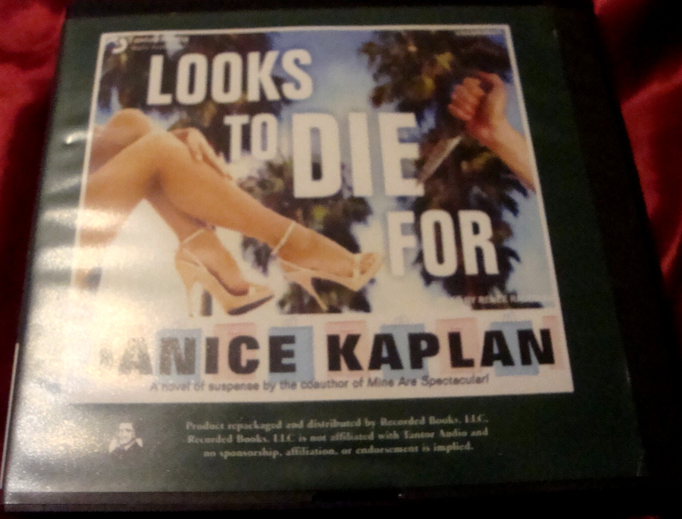 AUDIOBOOK: ‘Looks To Die For’ (8 CD) By Janice Kaplan~ Read Renee Raudman J3