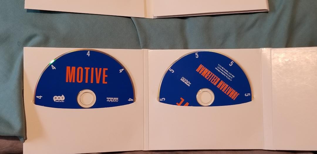 Jonathan Kellerman — MOTIVE — Unabridged audio — 9 CDs, 11 1/2 hrs Alex Delaware