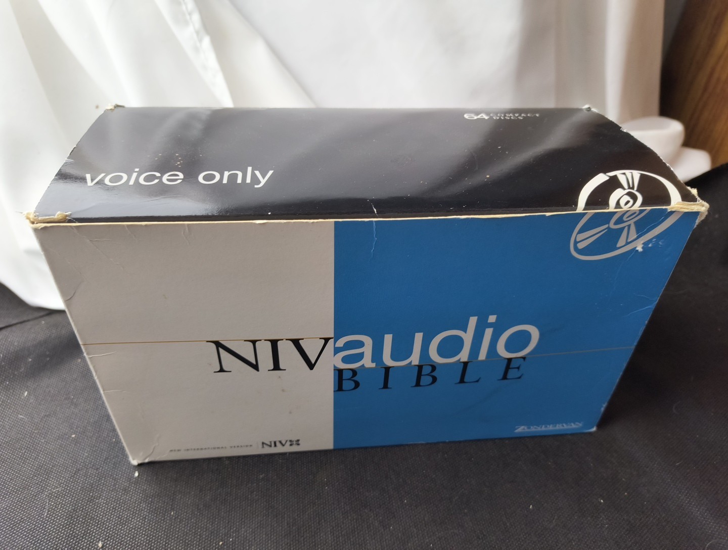 NIV Audio Bible 64 Compact Discs Zondervan Voice Only