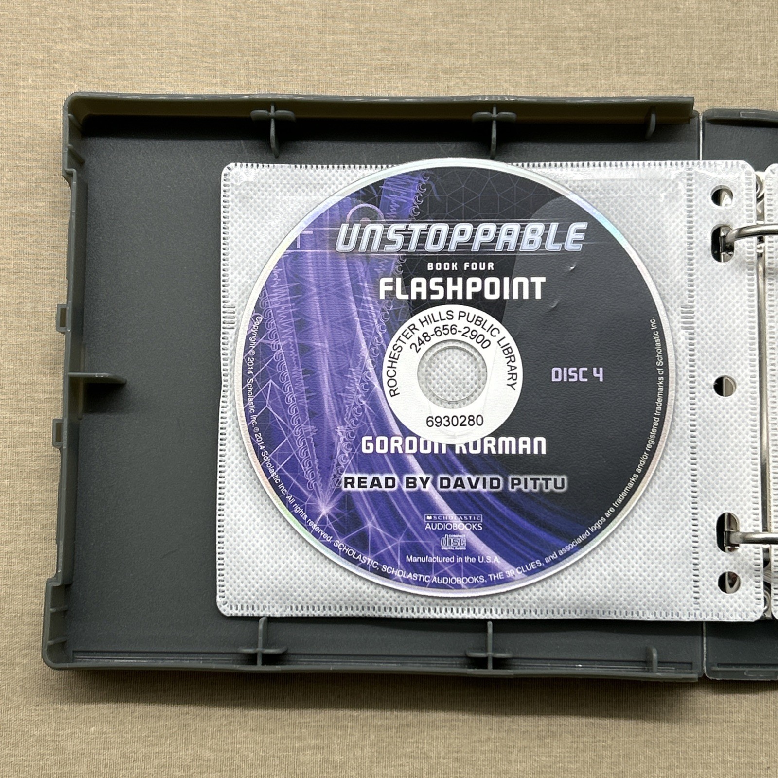 The 39 Clues: Unstoppable 4: Flashpoint (CD Audiobook 5-Disc Set) Gordon Korman
