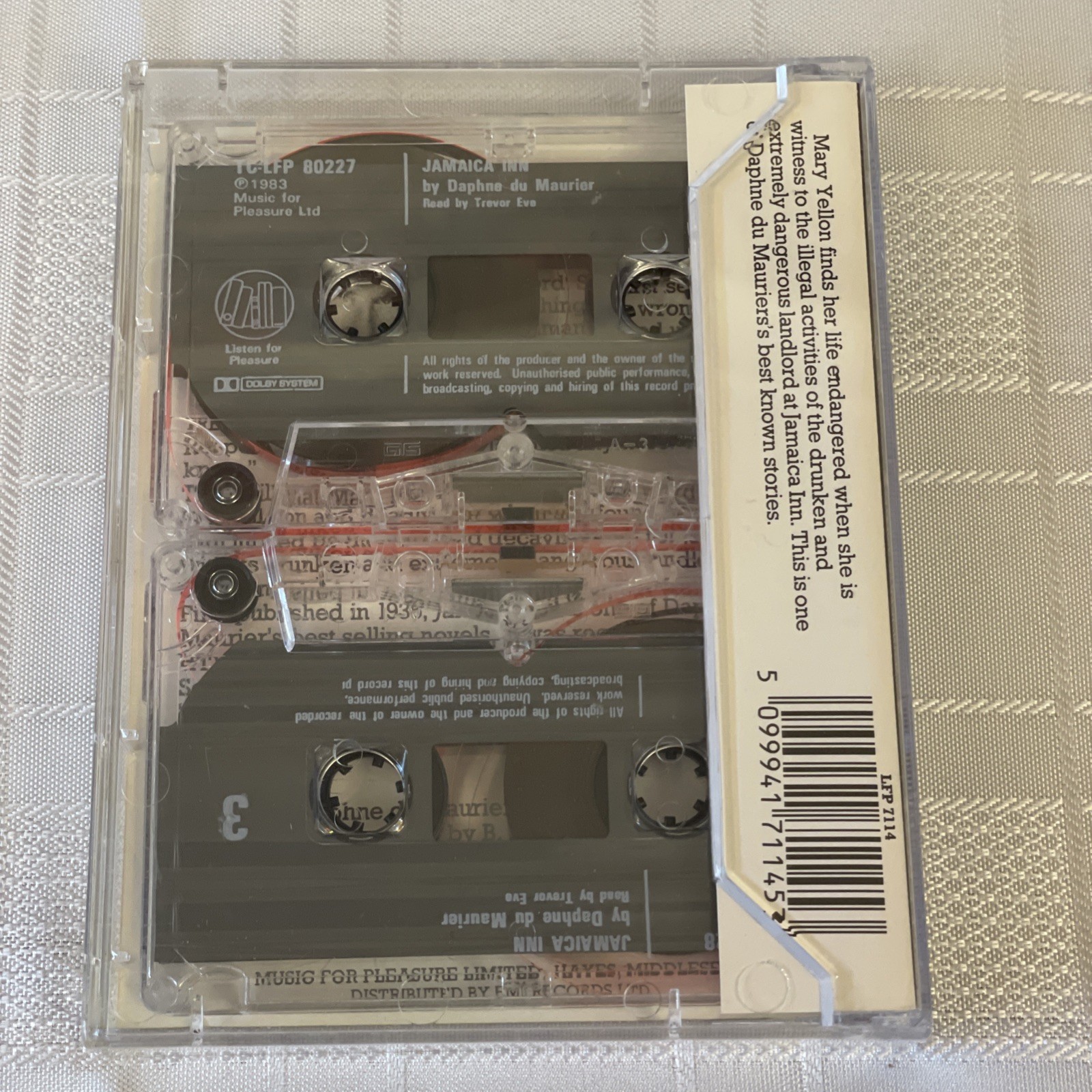 JAMAICA INN BY DAPHNE DU MAURIER — Two Cassettes Audio Book Read by Trevor Eve