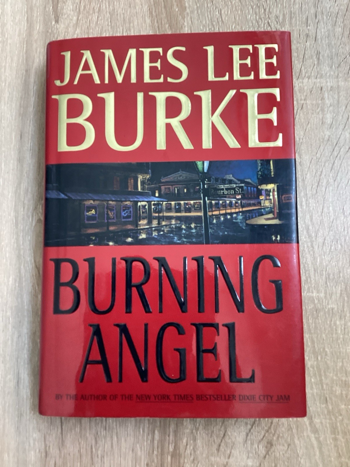 Burning Angel (Dave Robicheaux Mysteries) — Hardcover By Burke, James Lee — GOOD
