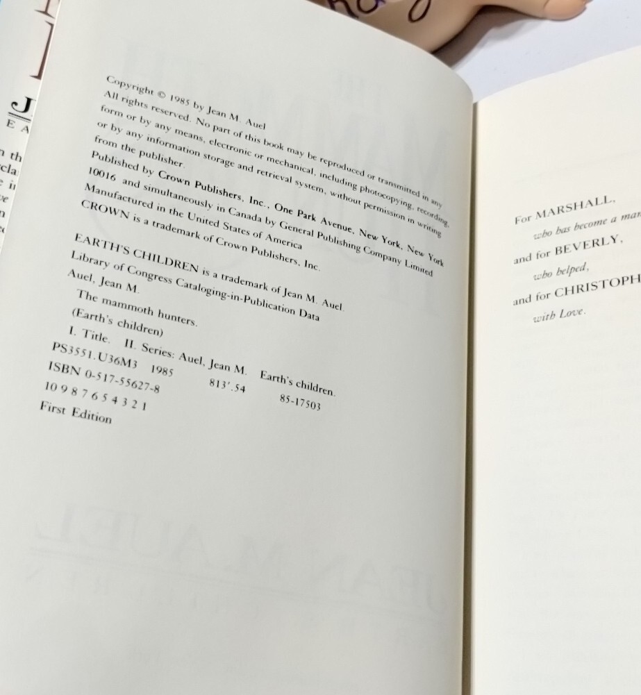 First Printing First Edition HC/DJ «The Mammoth Hunters» Jean M Auel