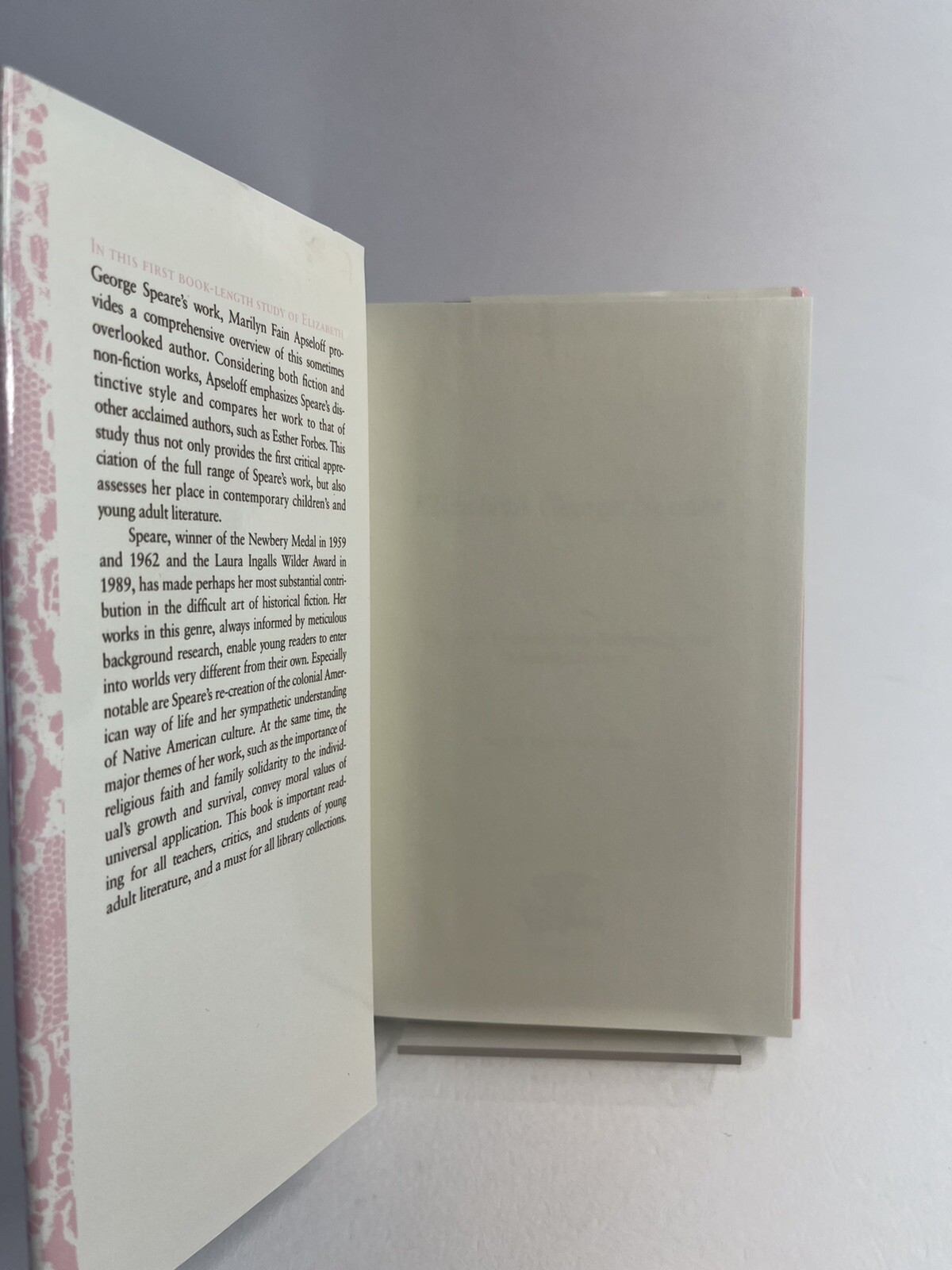 Elizabeth George Speare By Marilyn Fain Apseloff Hardcover!!
