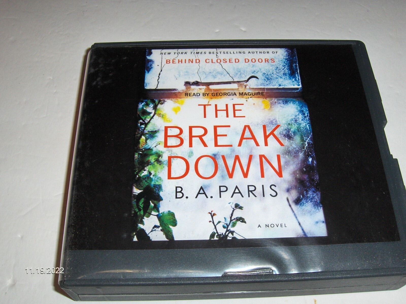 Audio Books on CD, THE BREAKDOWN BY B.A. PARIS