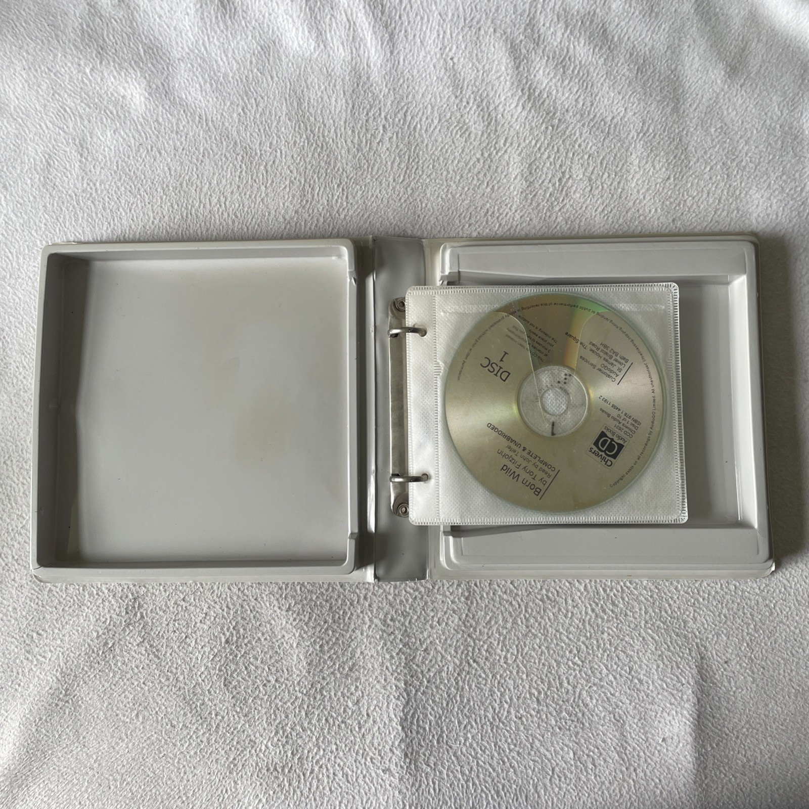 [Ex-Library] Born Wild by Tony Fitzjohn Unabridged Audiobook on 10 CDs