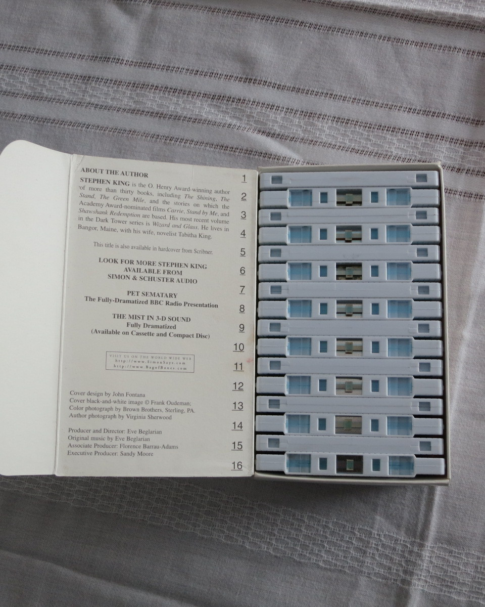 Stephen King Bag of Bones The Complete Book on 16 Cassettes English Audiobooks