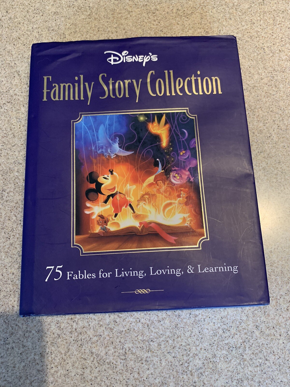 DISNEY’S FAMILY STORY COLLECTION 75 FABLES HARDBACK BOOK WALSH-BALDUCCI KAHN