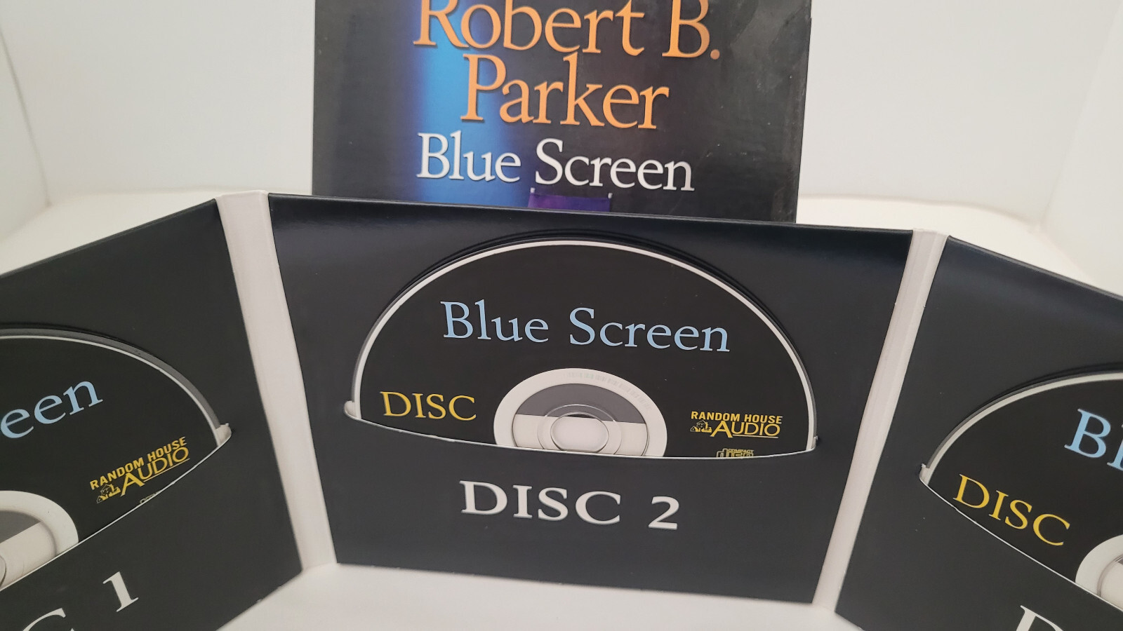 «Blue Screen» 5 disc audiobook by Robert B. Parker, Sunny Randall #5