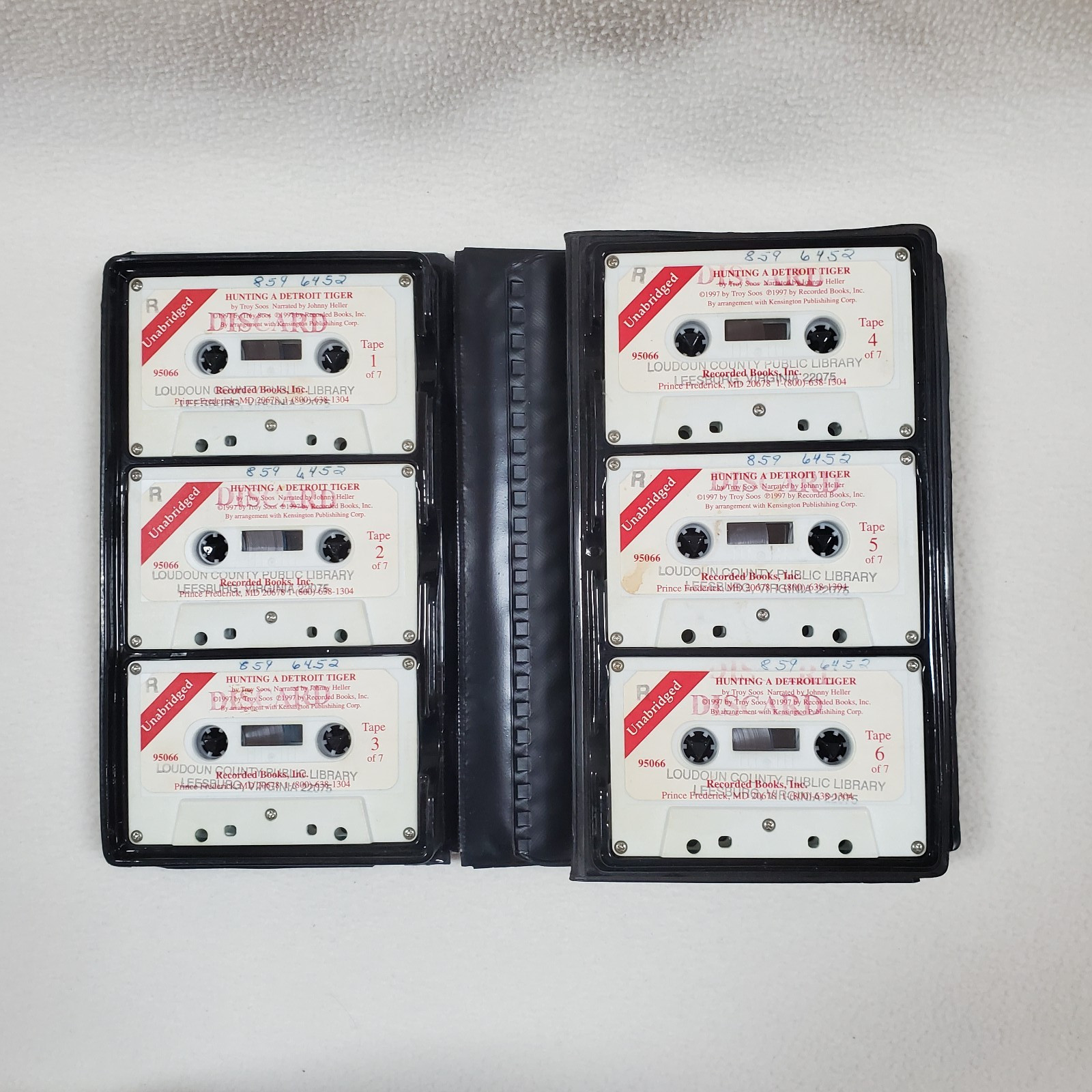 Hunting a Detroit Tiger Recorded Books 7 Audiocassettes ON Cassette Tape Soos