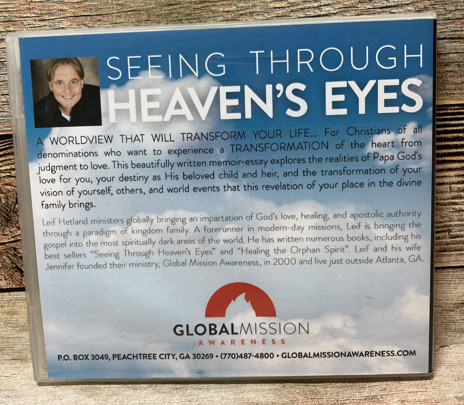 SEEING THROUGH HEAVEN’S EYES A WORLD VIEW THAT WILL TRANSFORM LIFE Leif Hetland