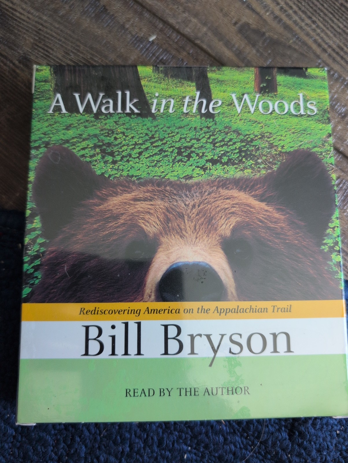 A Walk in the Woods: Rediscovering America on the Appalachian Trail New Audio Cd