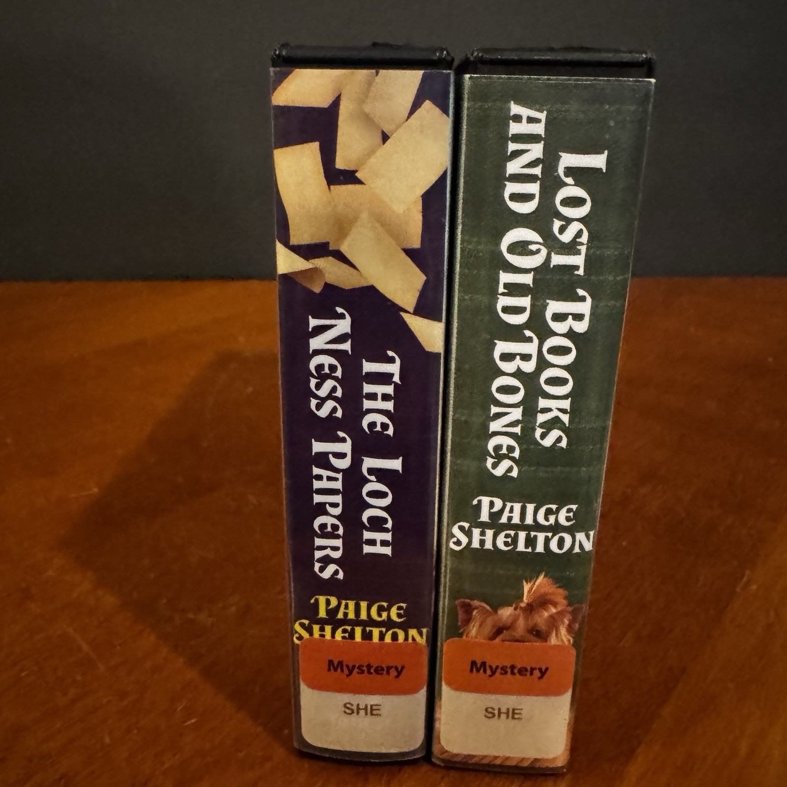 Lot: 2 Paige Shelton Audio Book CD Set Scottish Bookshop Mystery 3 4 Lost Bones