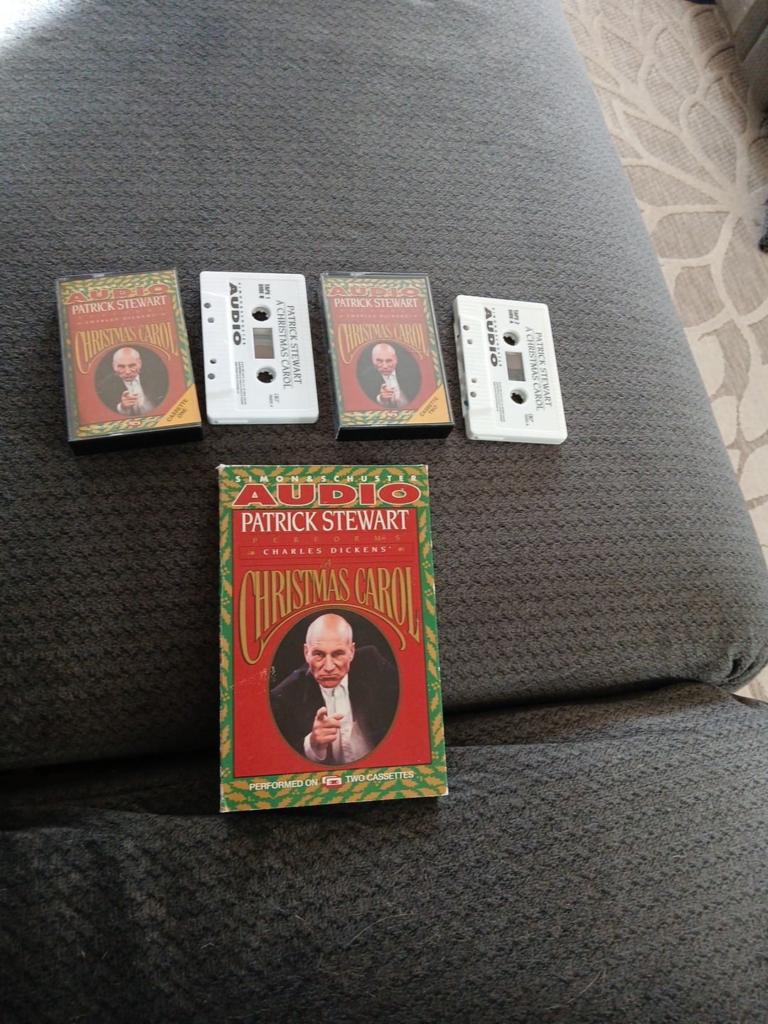 Christmas Carol by Charles Dickens (1991, Audio Cassette)