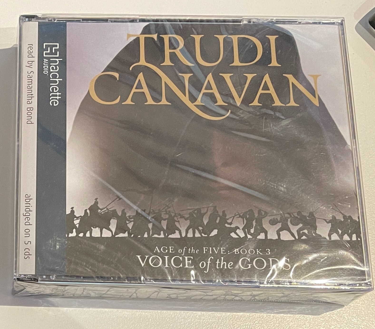 Audio Book TRUDI CANAVAN Voice of the Gods on 5 x CDs read by Samantha Bond NEW