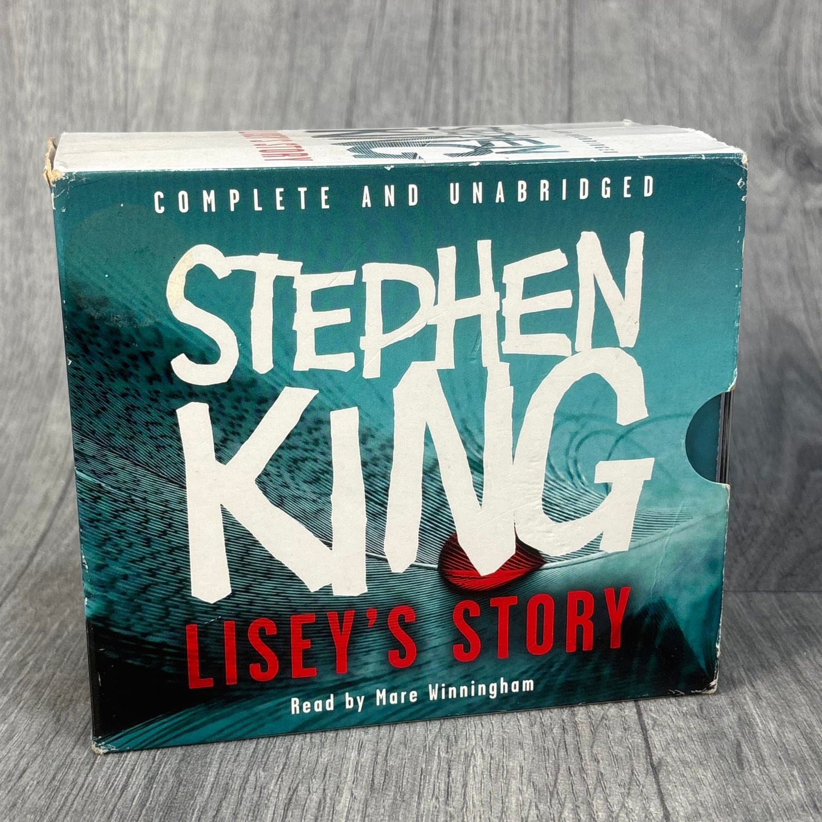 Stephen King Lisey’s Story Audiobook Box Set 16 CDs Complete Mare Winningham