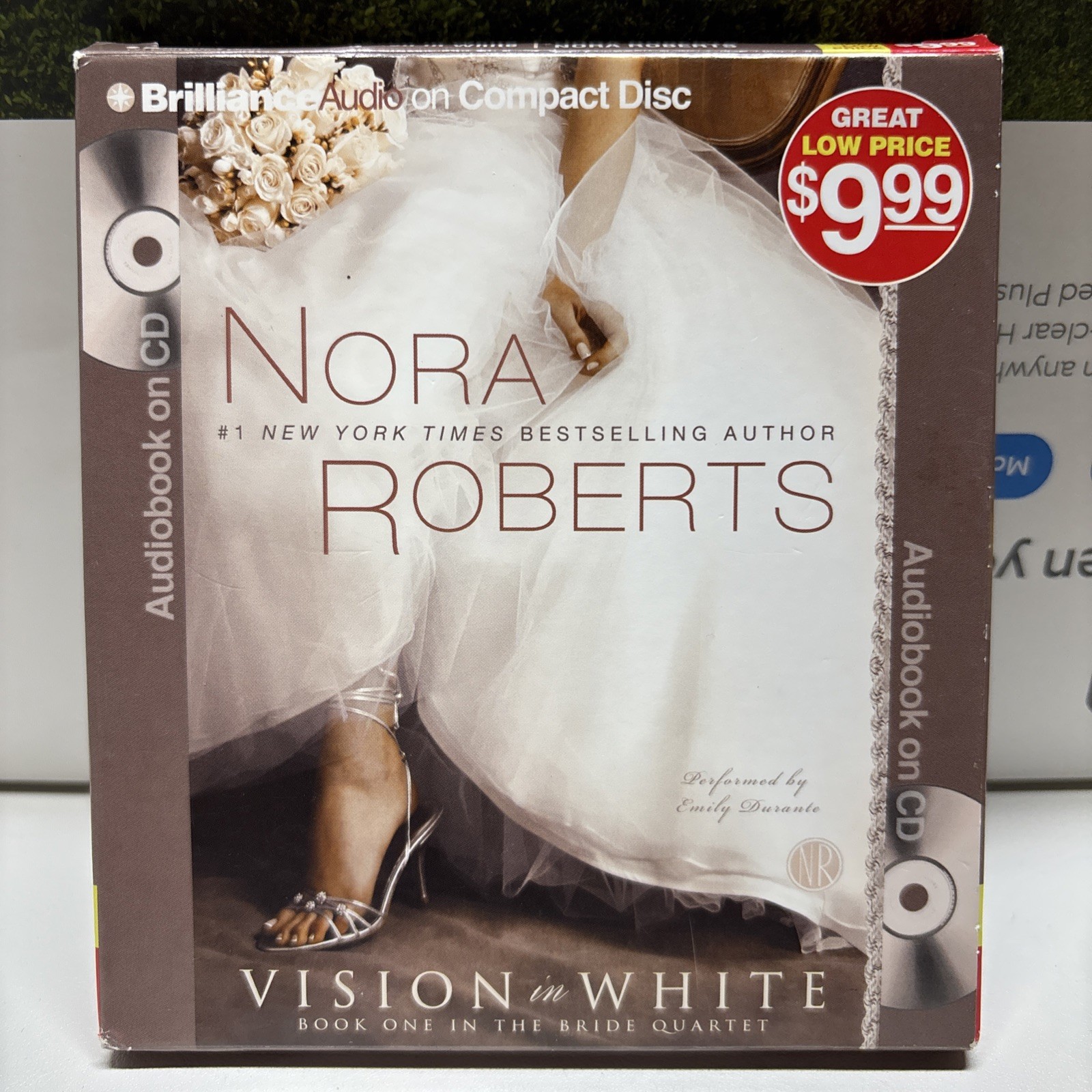 Vision in White. (The Bride Quartet) — Audio CD By Roberts, Nora — VERY GOOD