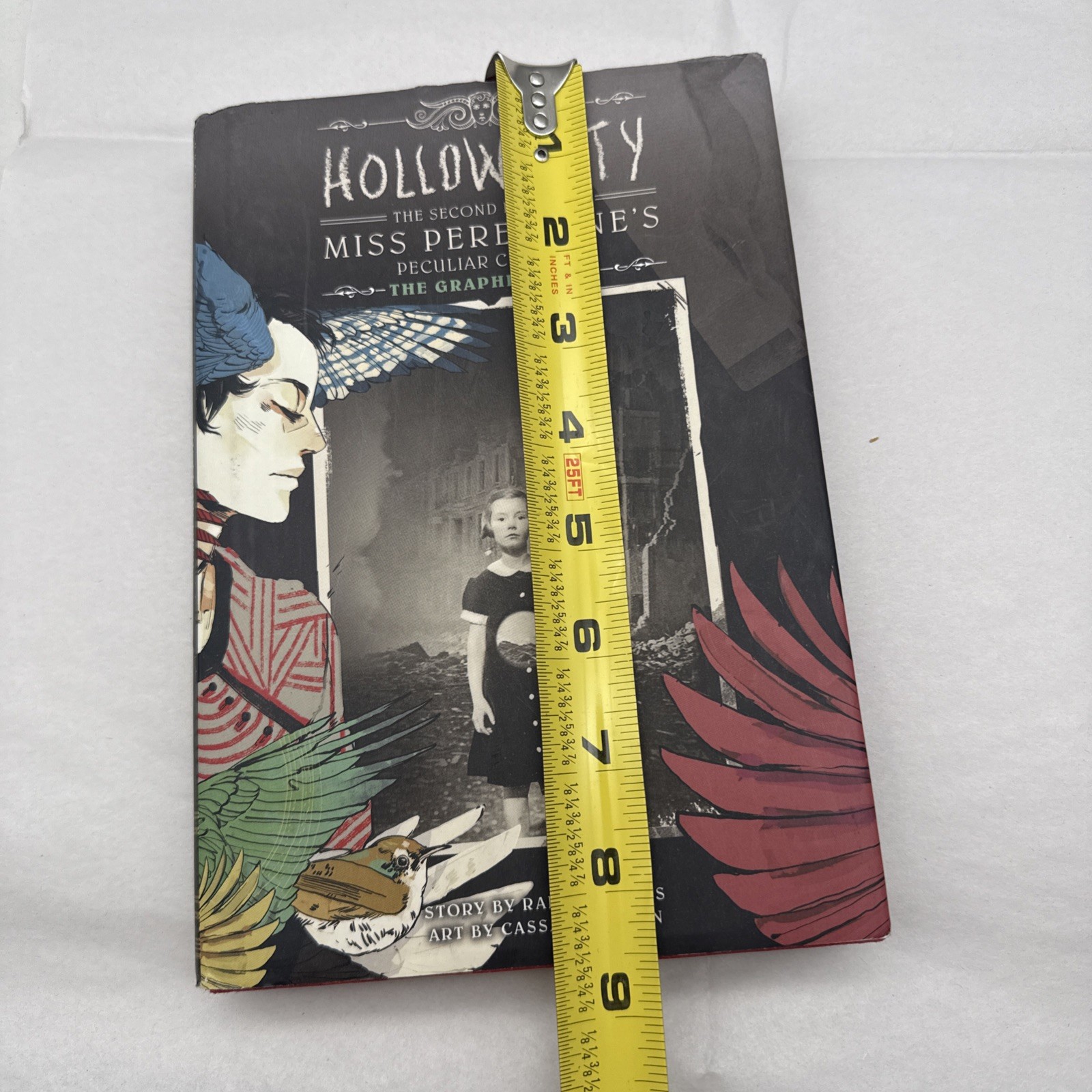 Hollow City: The Graphic Novel: The Second Novel of Miss Peregrine’s (2016) READ